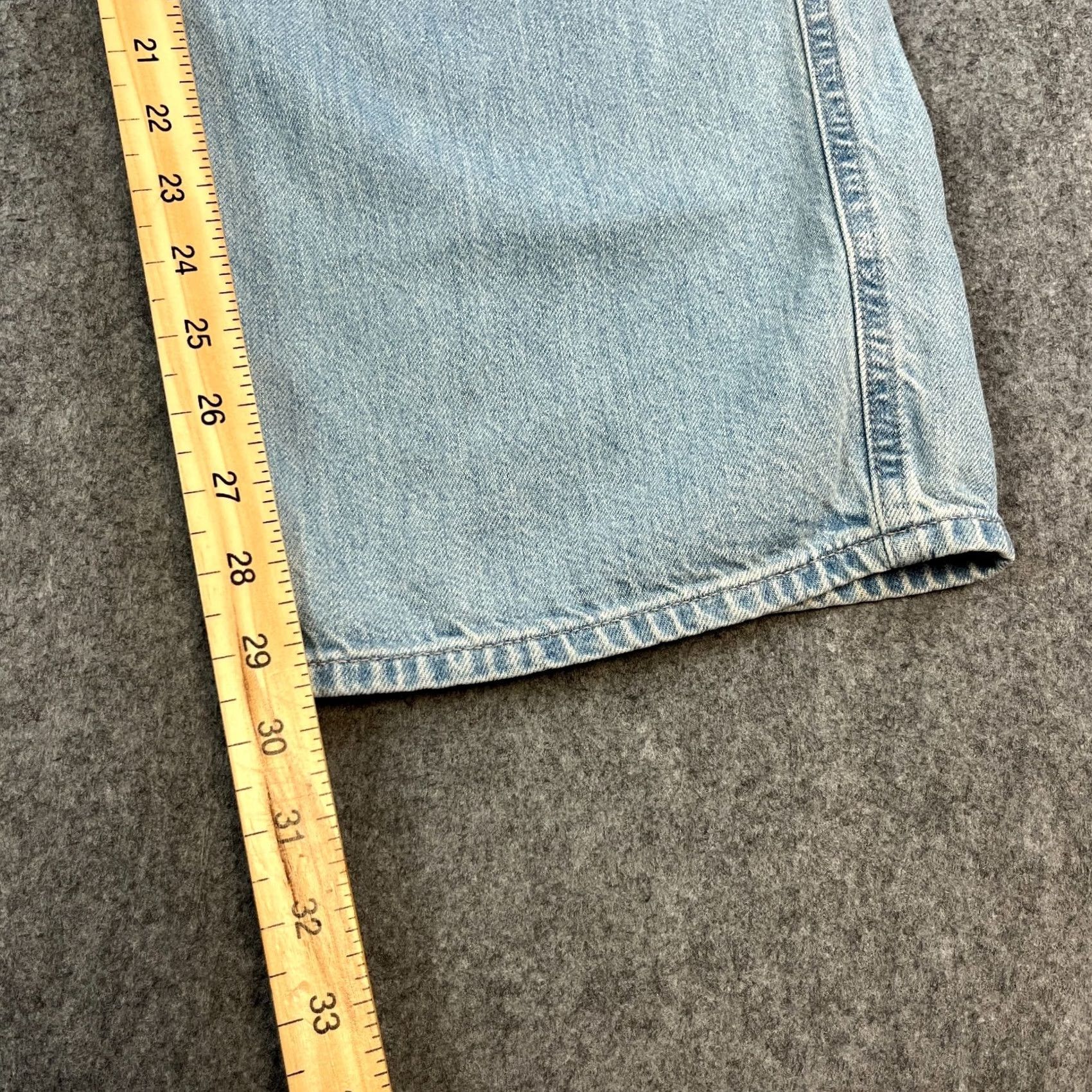 Uniqlo Uniqlo Jeans Baggy Wide-Leg 26 31 Light Wash Blue 100% Cotton Womens Size 6 Regular Size 28" / US 6 / IT 42 - 4 Thumbnail