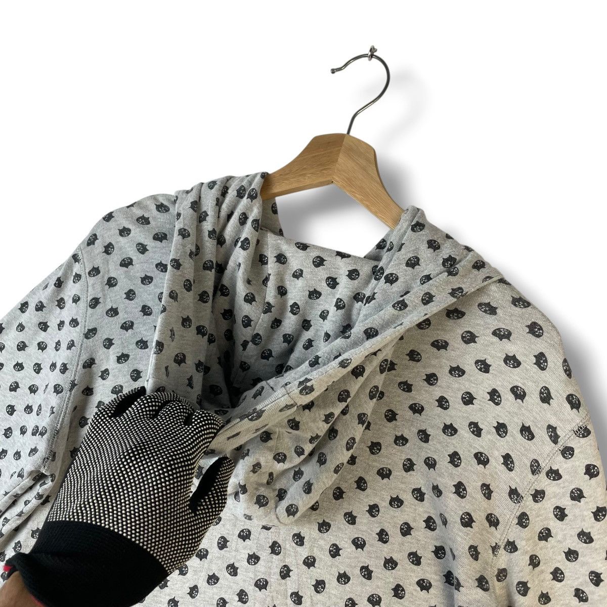 Issey Miyake 🇯🇵 NE-NET ISSEY MIYAKE FULL PRINT ZIPPER HOODIE SWEATER was Size L / US 10 / IT 46 - 17 Thumbnail