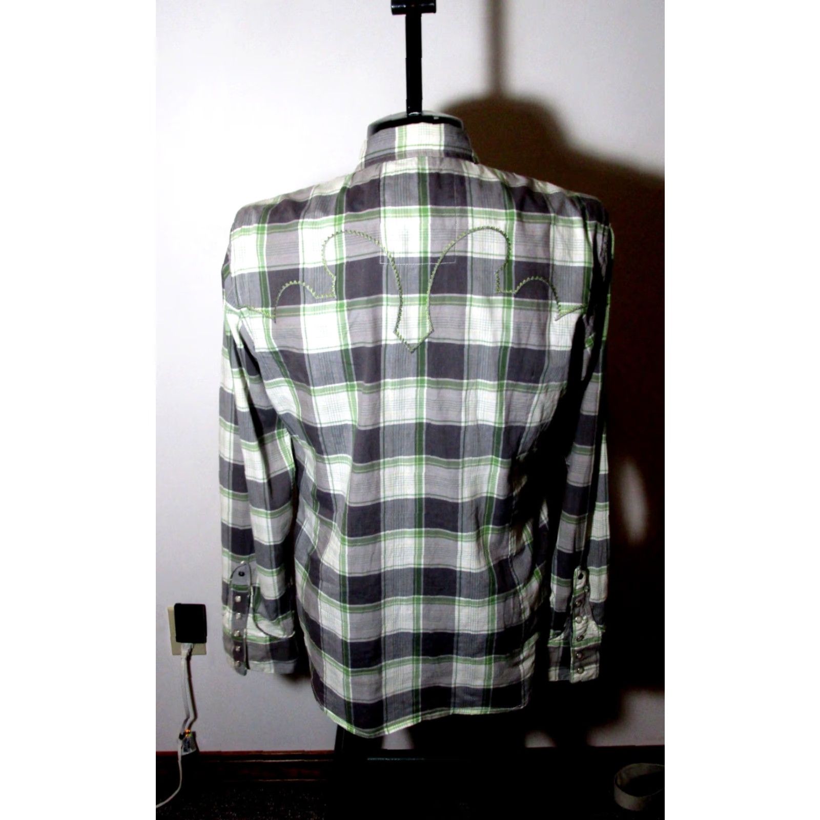 Guess GUESS Western Shirt Button-Up Size L Green Gray Knit 100% Cotton Long Sleeve Plaids & Checks Mens Vintage No N/A Size US L / EU 52-54 / 3 - 5 Thumbnail