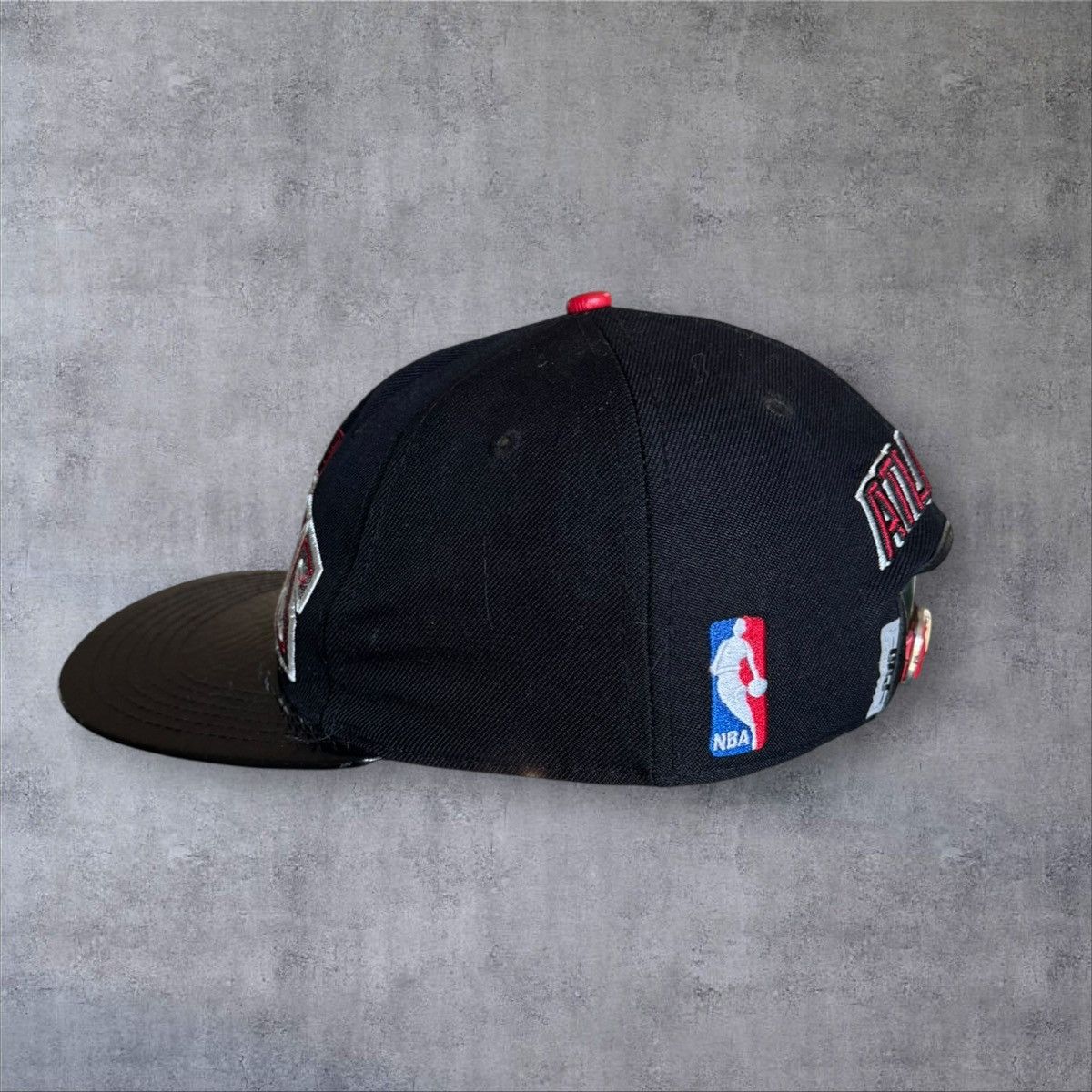 NBA Atlanta Hawks Pro Standard Basketball. Size ONE SIZE - 2 Thumbnail