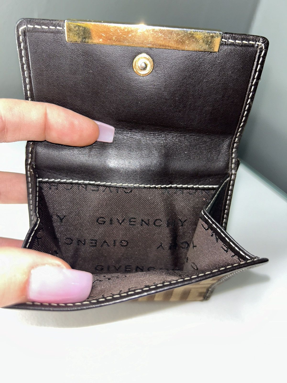 Givenchy Givenchy Monogram Canvas Compact Wallet YO0064 Size ONE SIZE - 2 Thumbnail