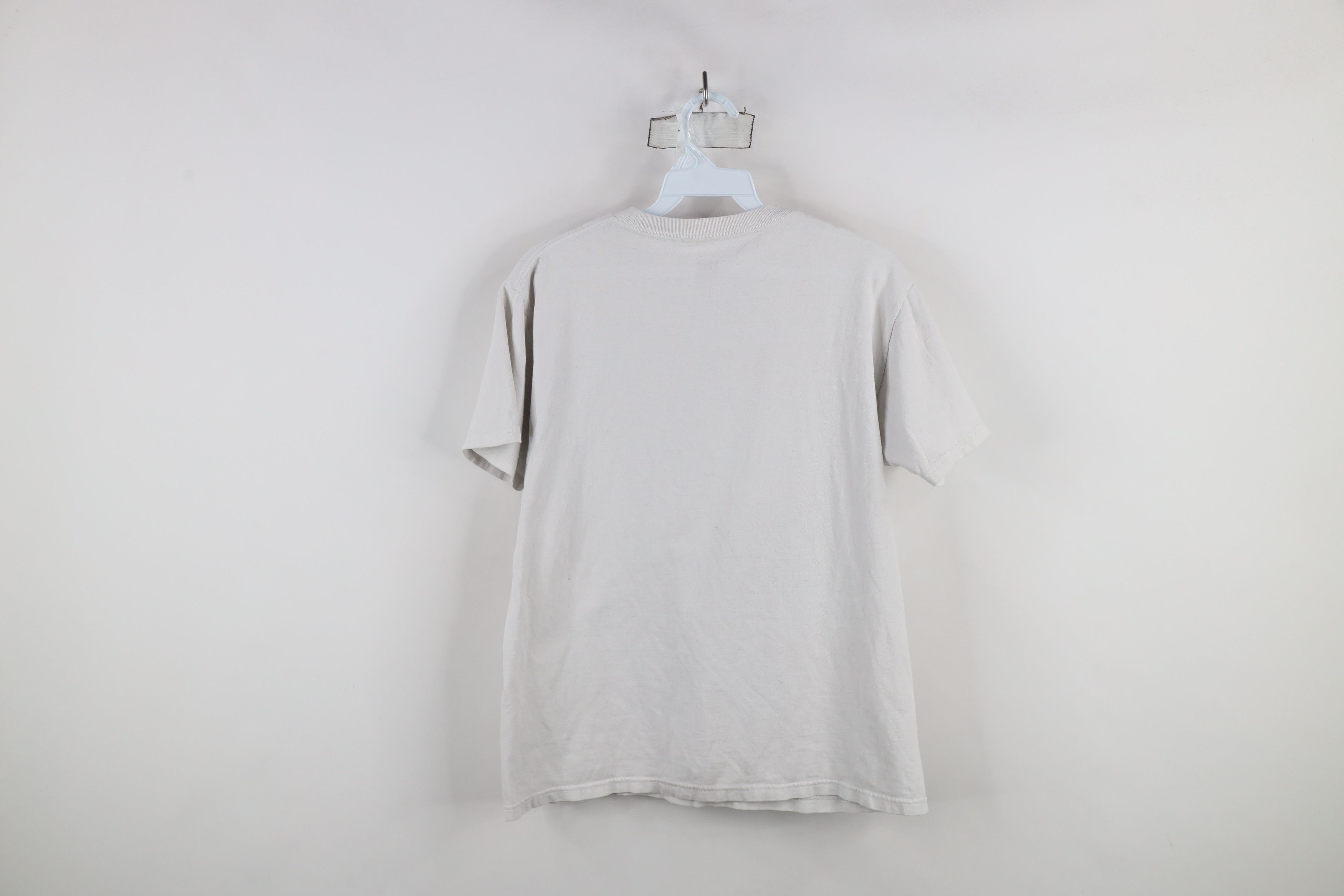 Vintage Vintage DC Shoes Spell Out Skateboarding T-Shirt White Size US S / EU 44-46 / 1 - 13 Thumbnail