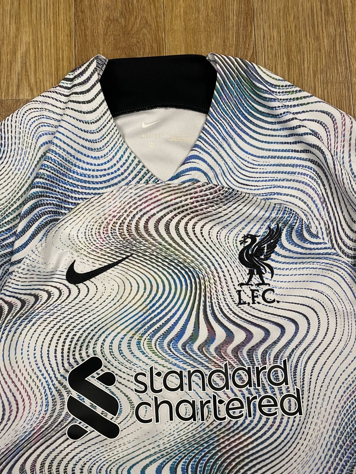 Nike Nike Liverpool 2022/23 Stadium Away Football Soccer Jersey Size US S / EU 44-46 / 1 - 2 Thumbnail