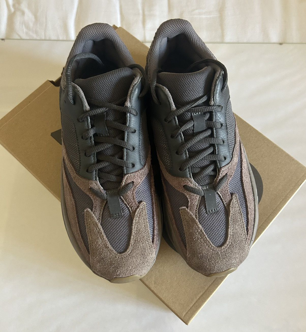 Adidas × Kanye West Adidas Yeezy Boost 700 Mauve Size US 8.5 / EU 41-42 - 1 Thumbnail