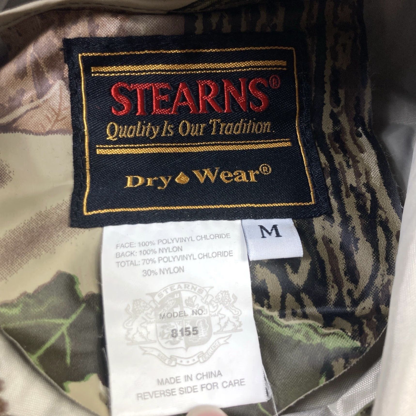 Vintage Stearns Dry Wear Hunting Jacket Mens Medium Green Realtree Camouflage Hooded Size US M / EU 48-50 / 2 - 5 Thumbnail