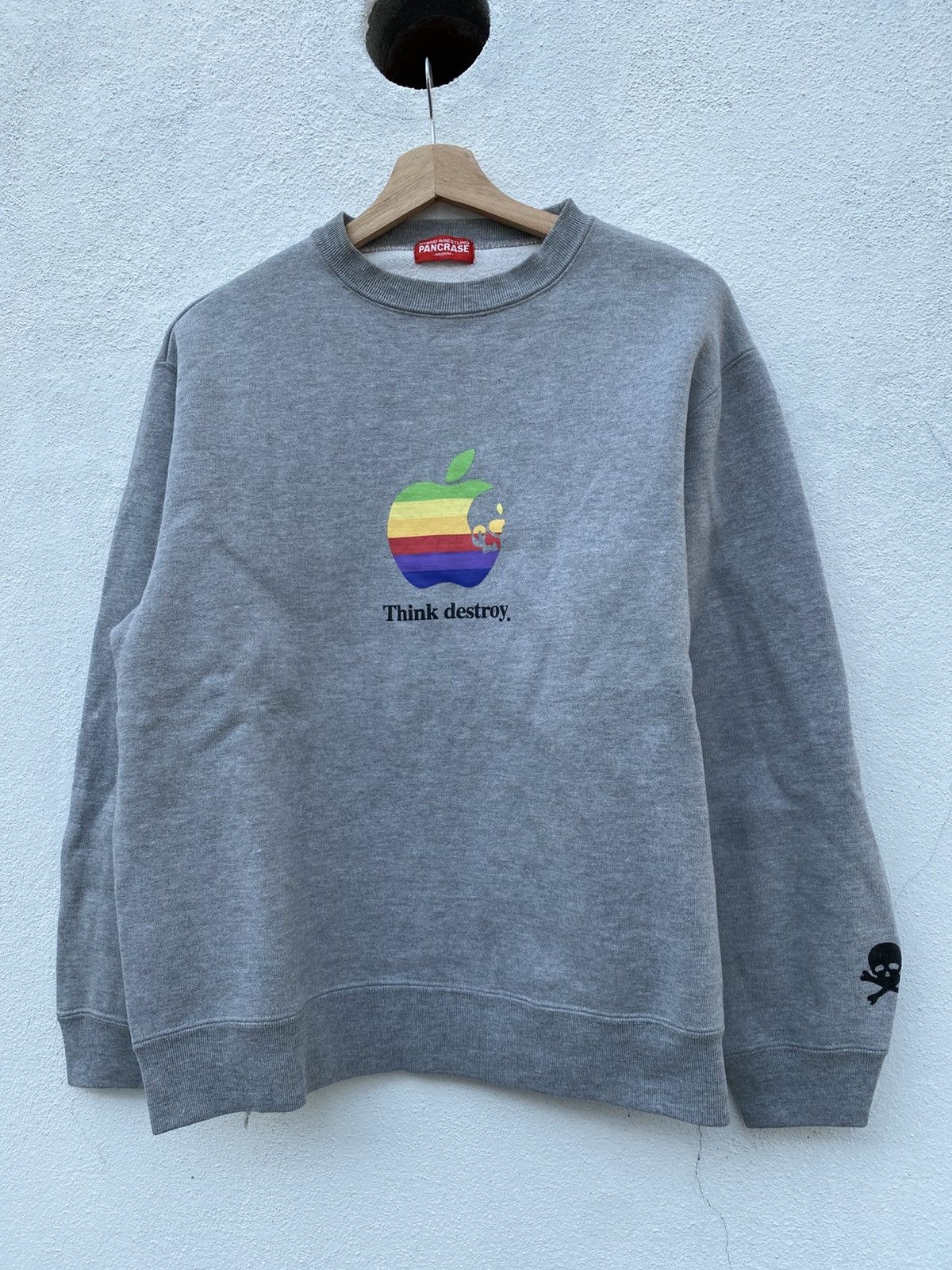 Vintage Vintage Sweatshirt Apple Think Destroy Size US M / EU 48-50 / 2 - 1 Thumbnail