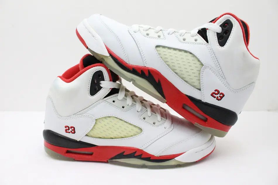 Jordan Brand Nike Air Jordan 5 Retro Fire Red Size US 5 / EU 37 - 1 Thumbnail