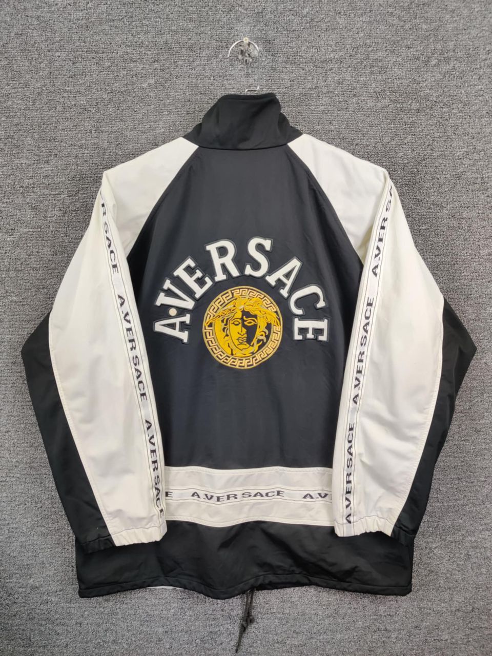 Versace Vintage A.Versace Embroidery Light Jacket Size US L / EU 52-54 / 3 - 1 Thumbnail