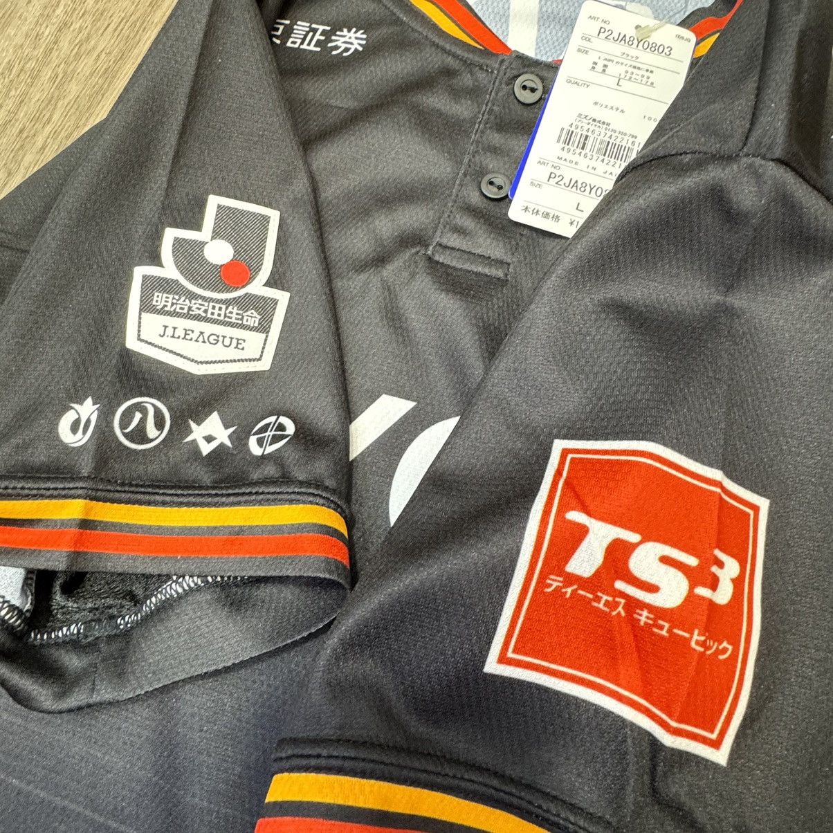 Mizuno Nagoya Grampus 2018 player issue special edition shirt(Bnwt) Size US L / EU 52-54 / 3 - 5 Thumbnail