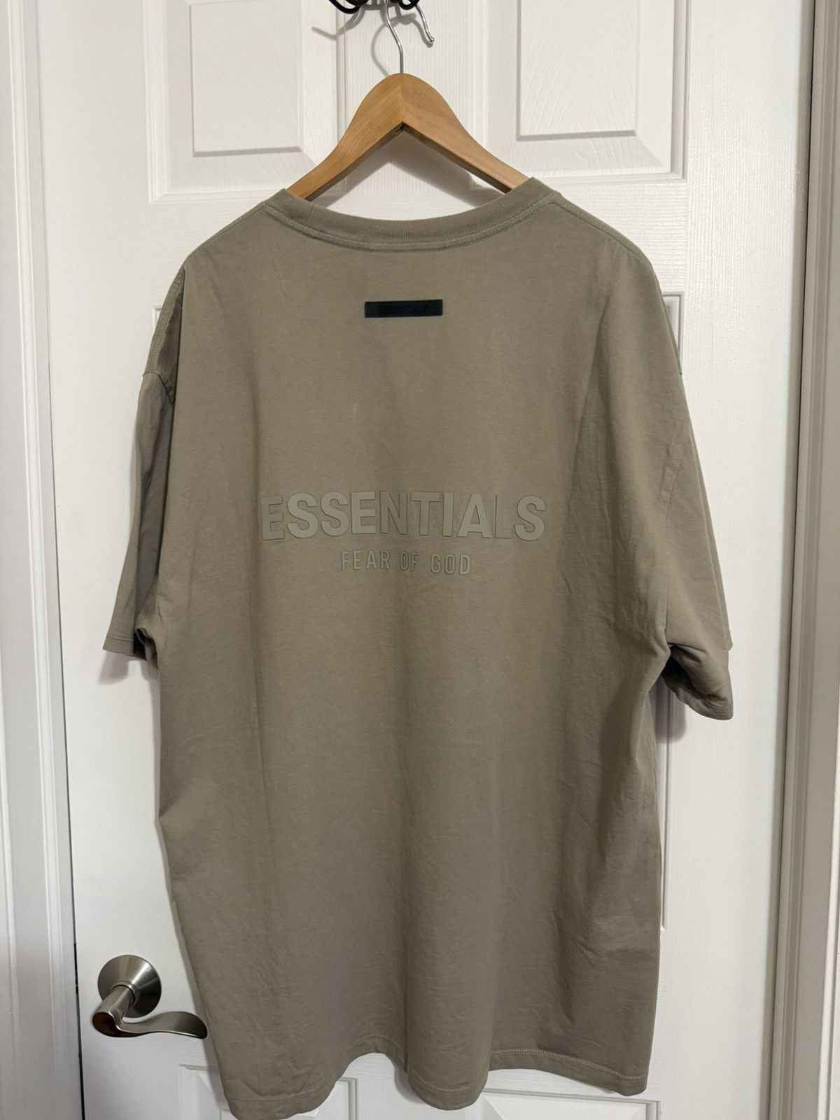 Essentials FOG Essentials - Taupe Rubber Letter Tee Size US XL / EU 56 / 4 - 2 Thumbnail
