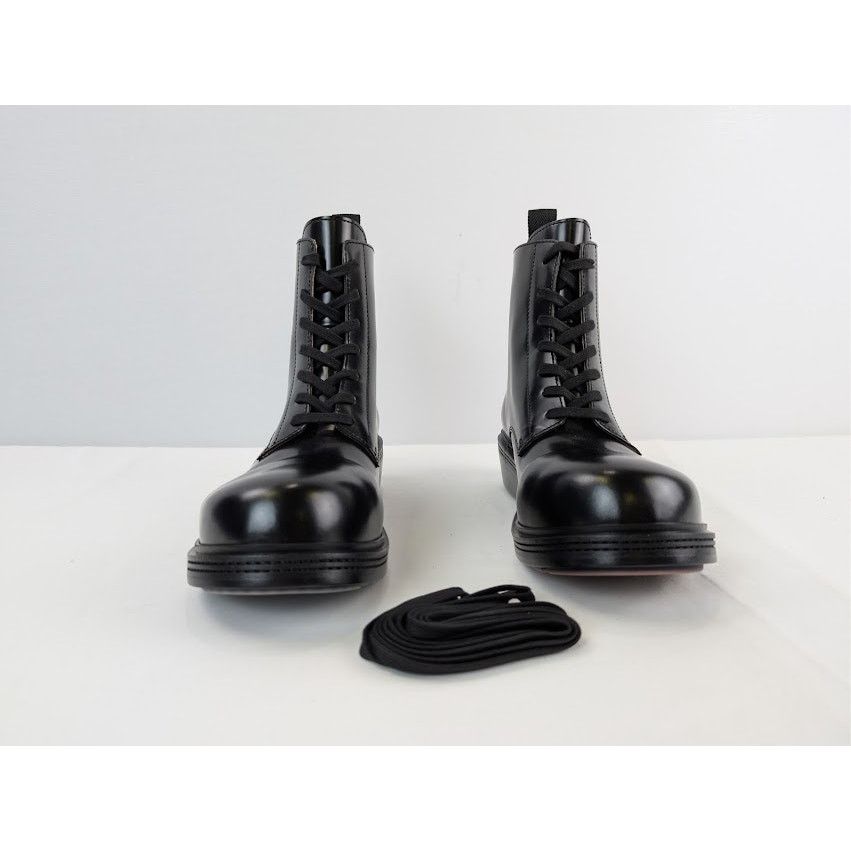 Bottega Veneta o1rshd1 Fireman Ankle Boots in Brushed Vinyl Black Size US 9 / EU 42 - 10 Thumbnail