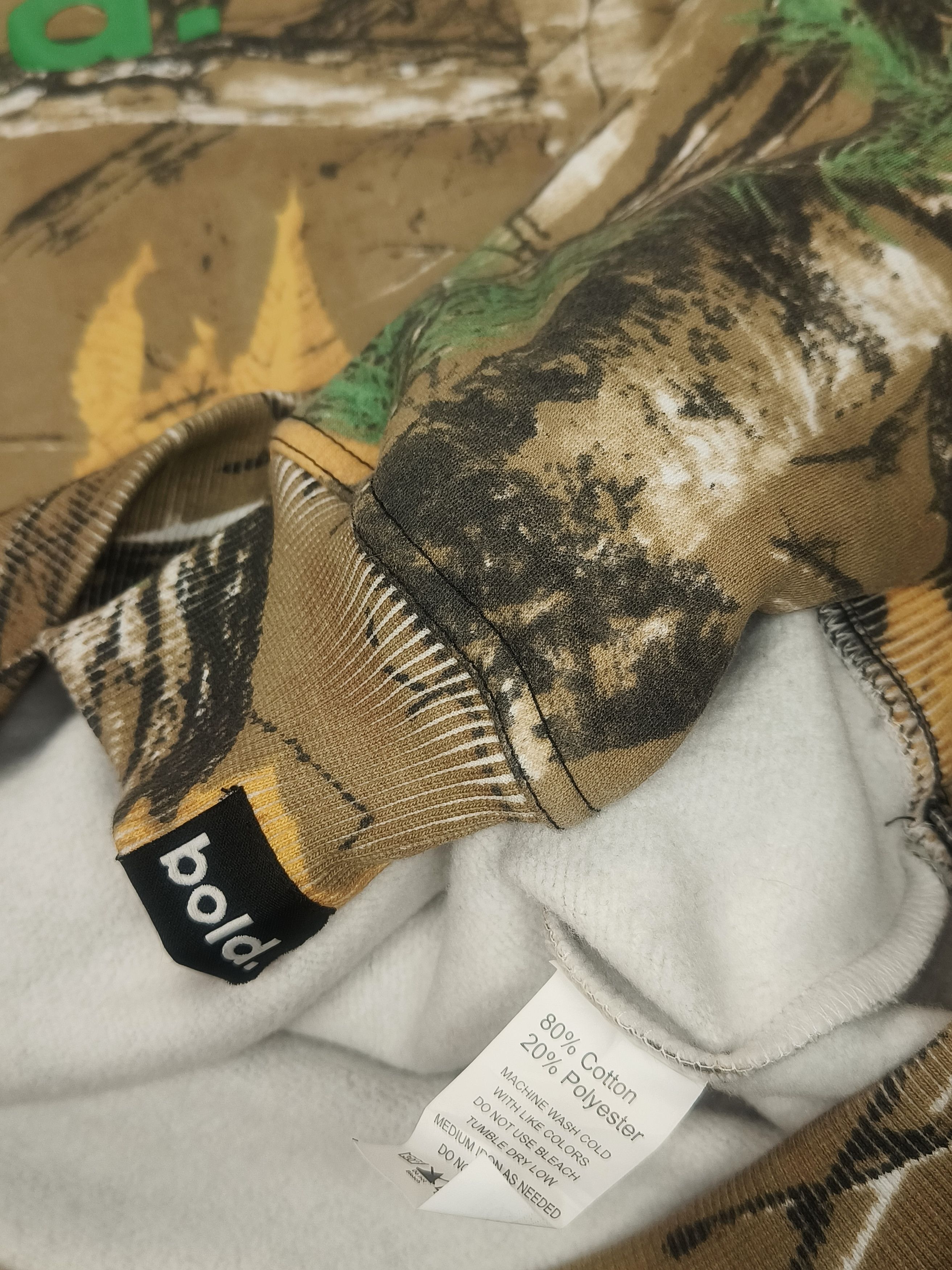 Vintage Bold Camo Logo Hunting Pattern Streetwear Outdoor Hoodie Size US L / EU 52-54 / 3 - 4 Thumbnail