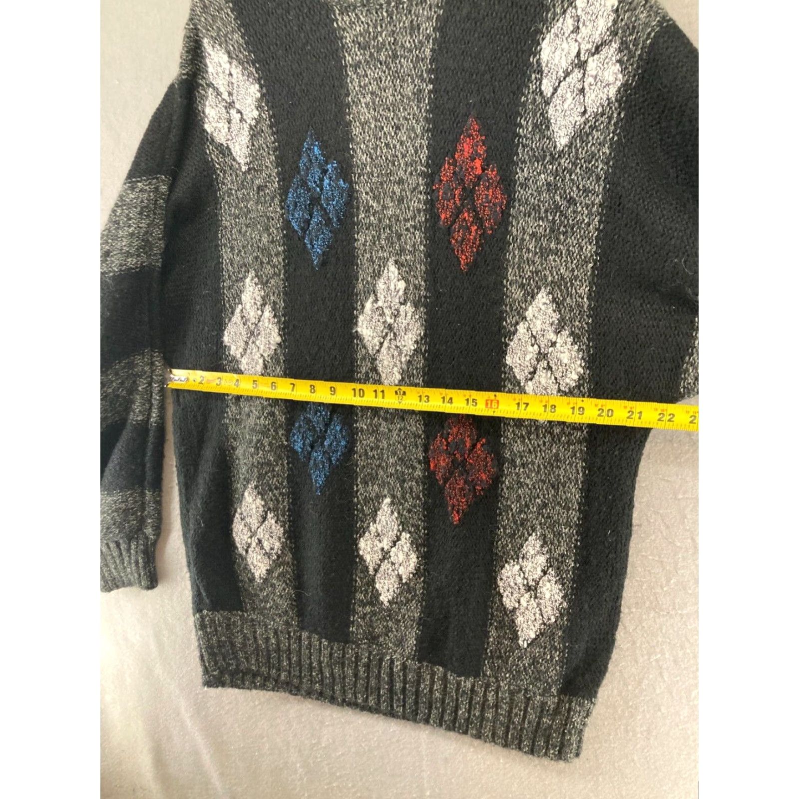 Vintage VINTAGE Cellini Sweater XL Black Solid Crew Neck Pullover Mens Dad Theme Regular Fit Size US XL / EU 56 / 4 - 2 Thumbnail