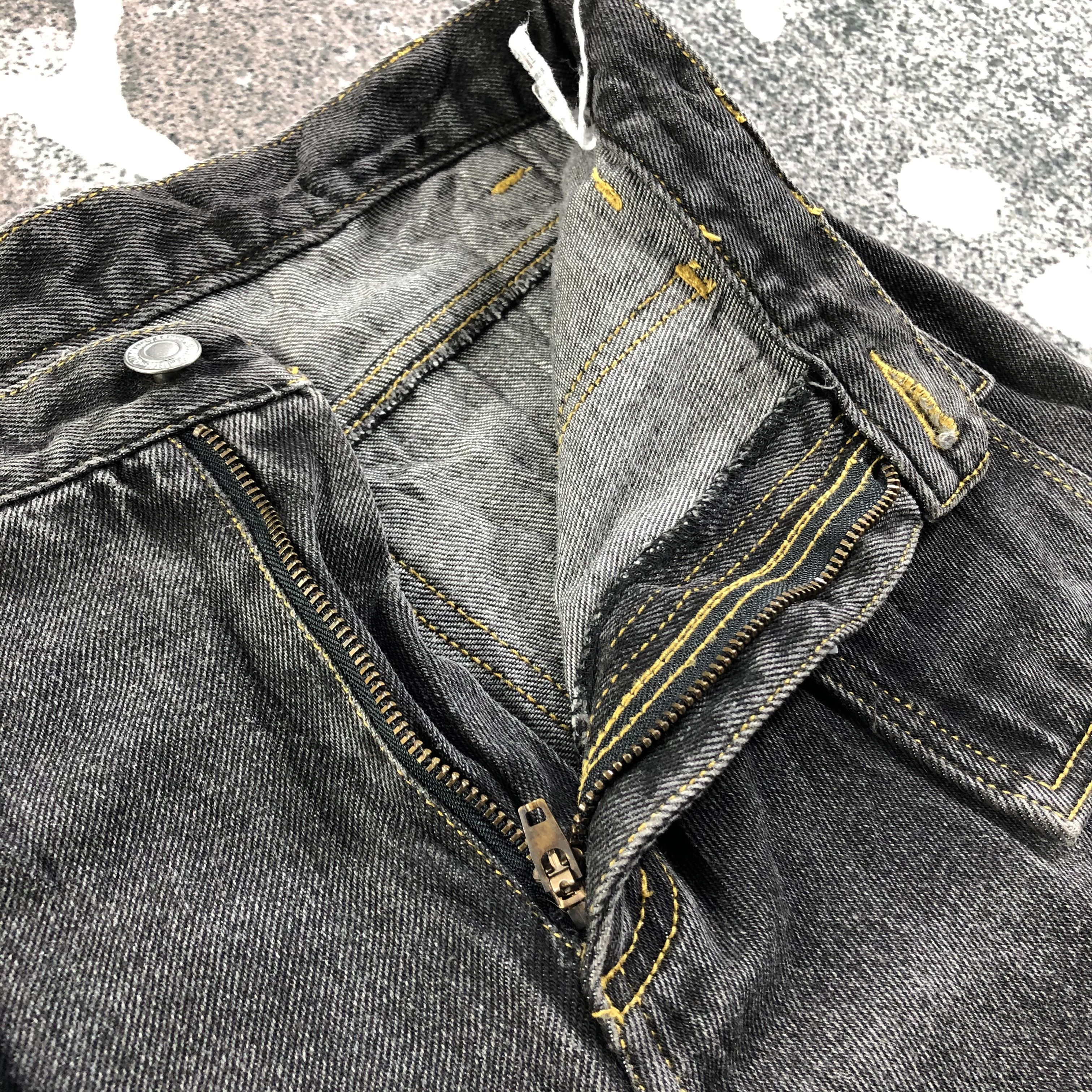Japanese Brand Japanese Bush Pants Jeans Faded Black Denim KJ1642 Size 27" / US 4 / IT 40 - 6 Thumbnail