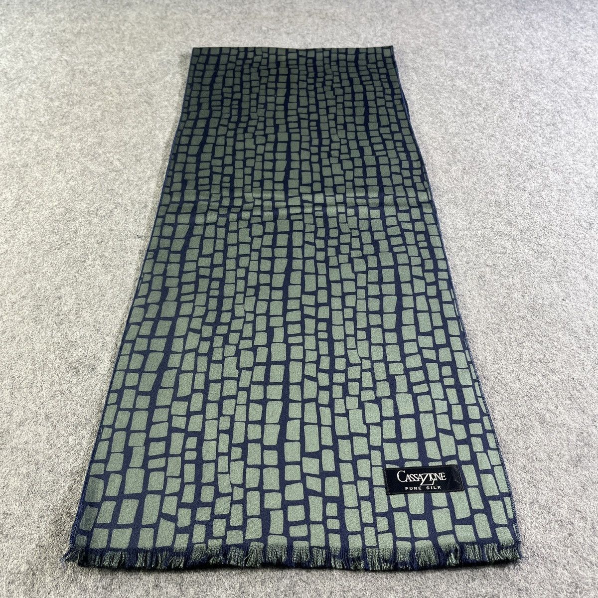 Cassazione Crocodile Skin Design Scarf/Muffler/Neckwear T823