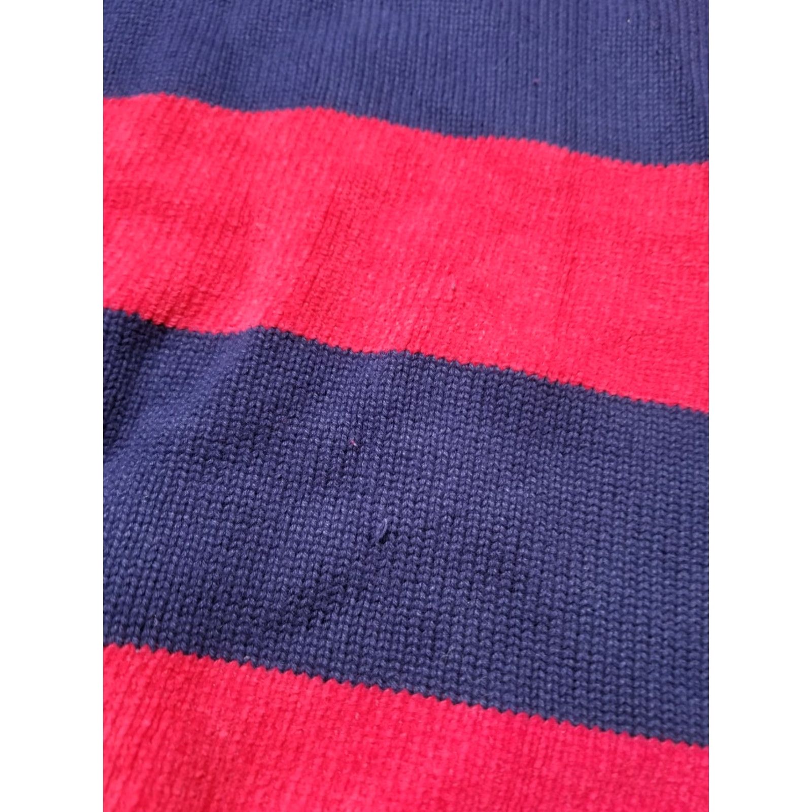 Tommy Hilfiger VINTAGE Tommy Hilfiger Sweater Classic Crest Blue Red Striped Men's Large Size US L / EU 52-54 / 3 - 3 Thumbnail