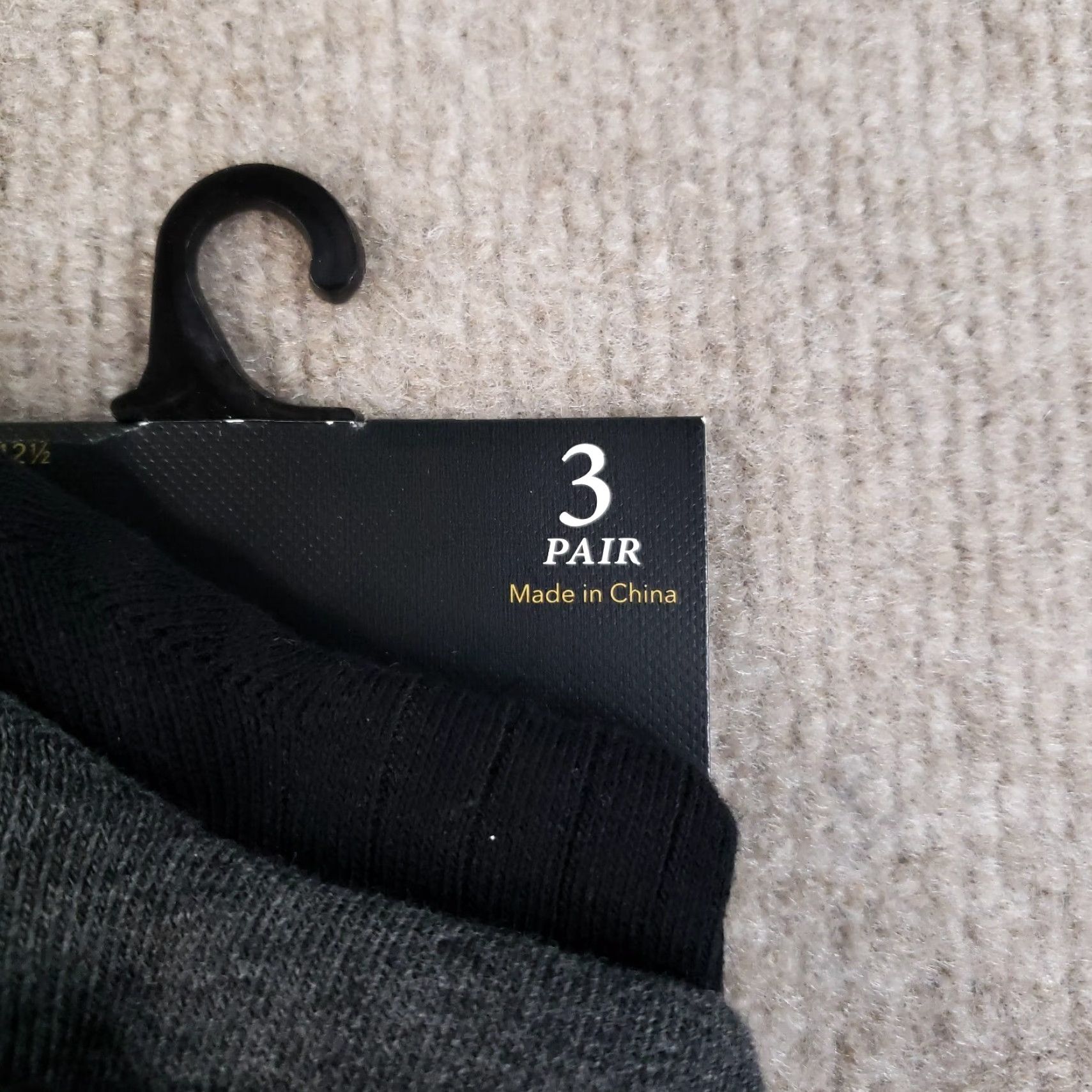 Vintage GOLD TOE AquaFX Double Argyle Crew Socks Mens 6-12.5 Black Gray 3 Pairs - 3 Pack, Classic Argyle, Cotton Blend, Crew Length, Full Toe, Men Size ONE SIZE - 3 Thumbnail