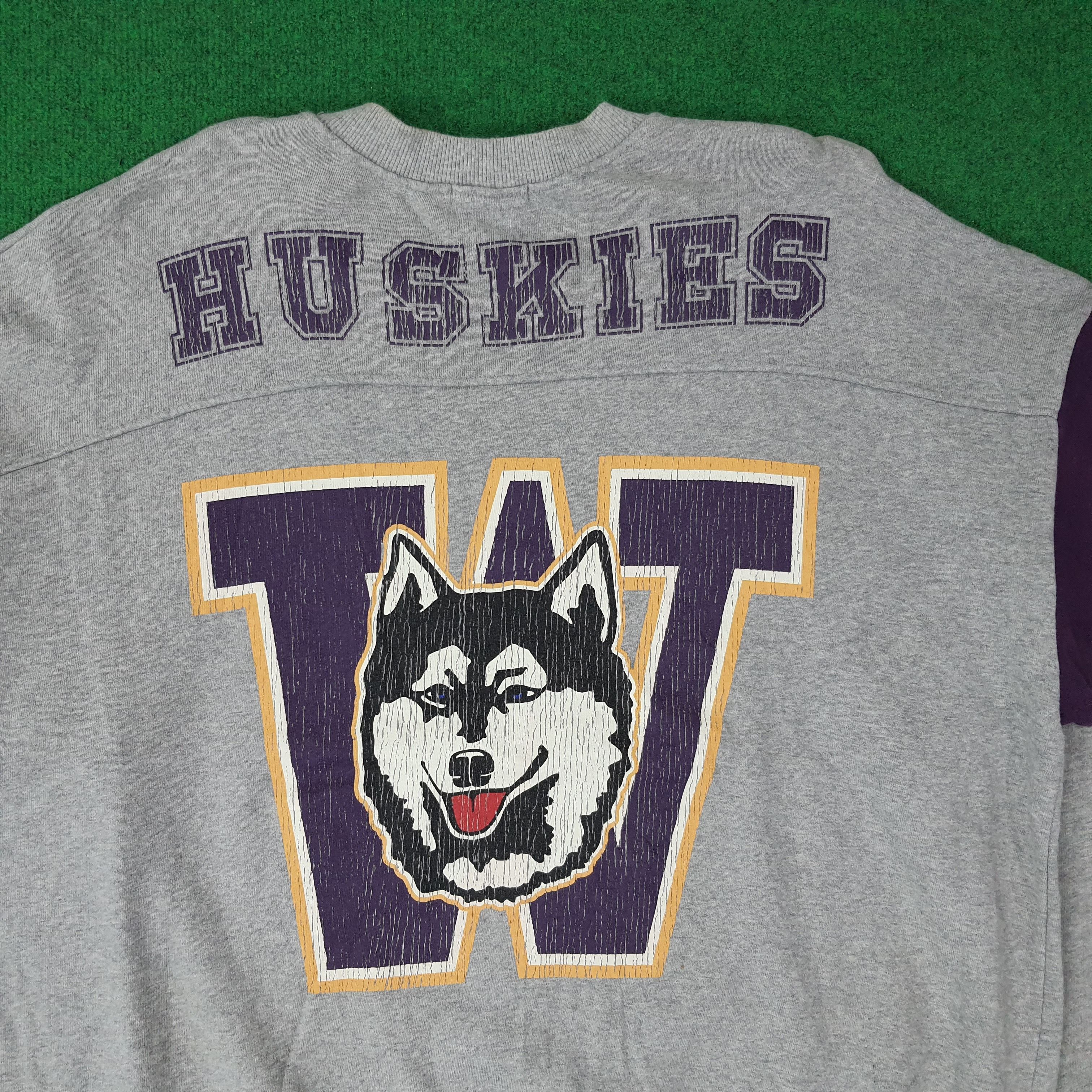 Vintage Vintage Washington Huskies Football Team Sweatshirt C262N4 Size US XL / EU 56 / 4 - 2 Thumbnail