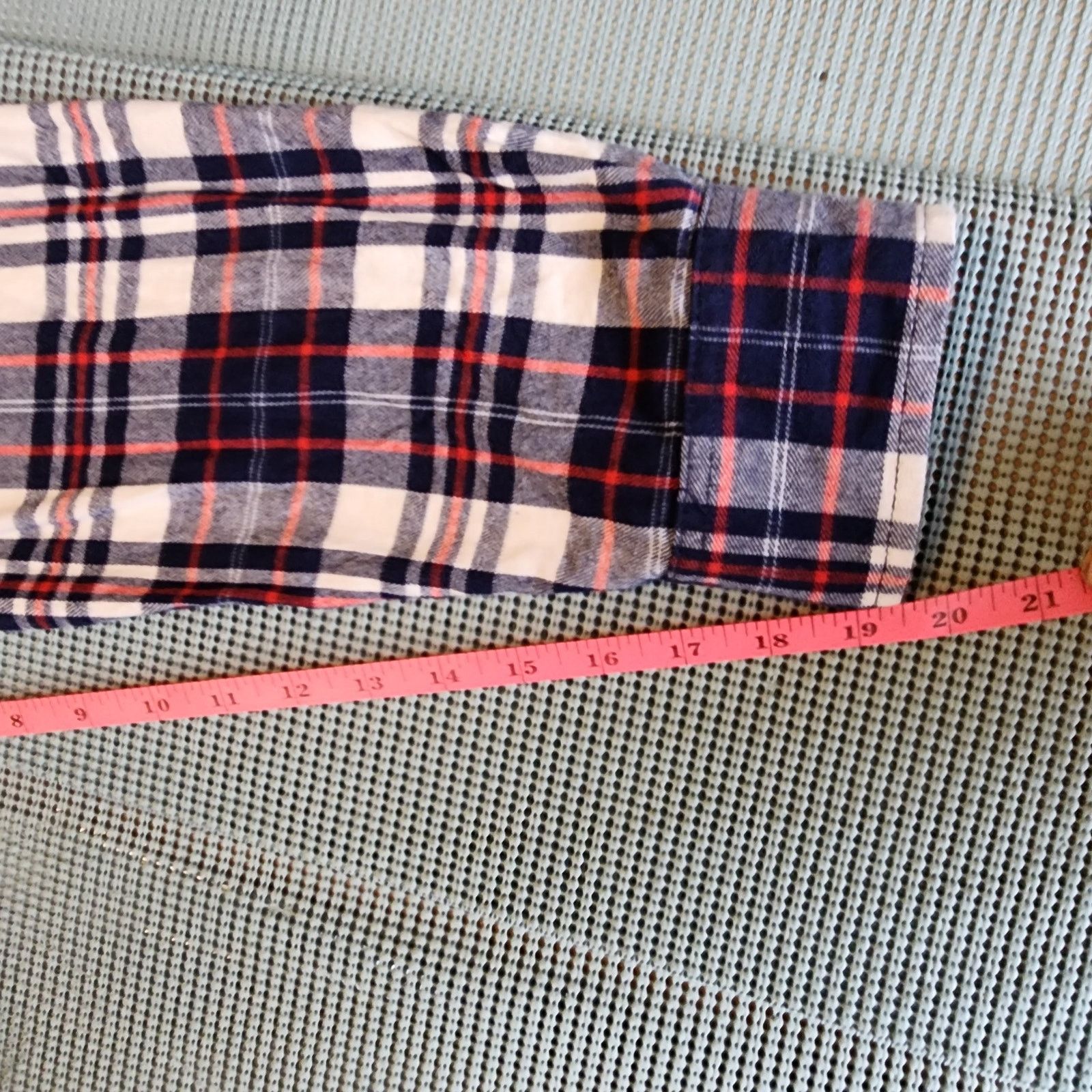 Duluth Trading Company Duluth Relaxed Fit Small Blue White Red Plaid Button-Up Size US S / EU 44-46 / 1 - 4 Thumbnail