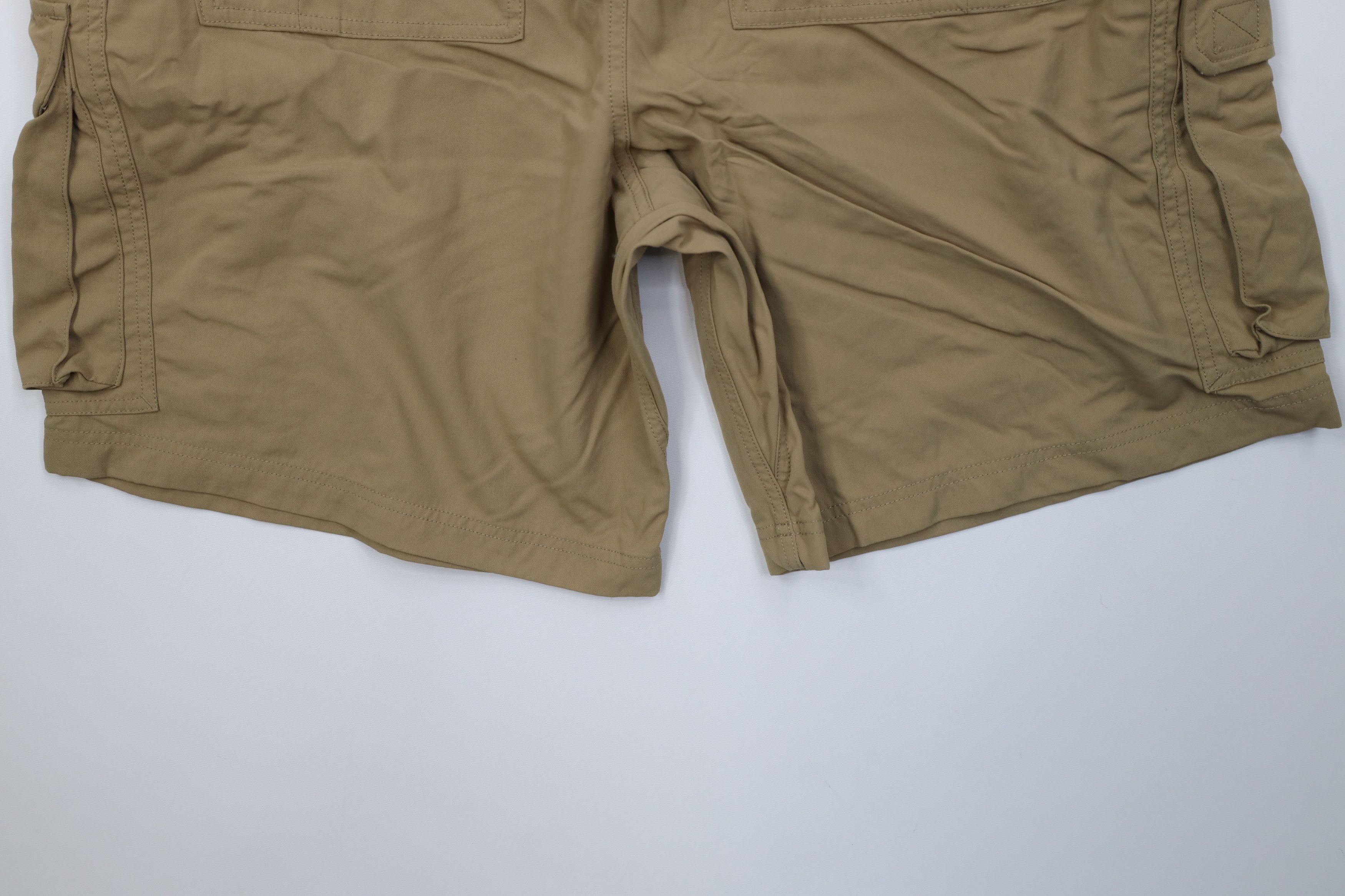 Duluth Trading Company Duluth Trading Co Dry On the Fly Cargo Shorts Beige Size US 38 / EU 54 - 11 Thumbnail