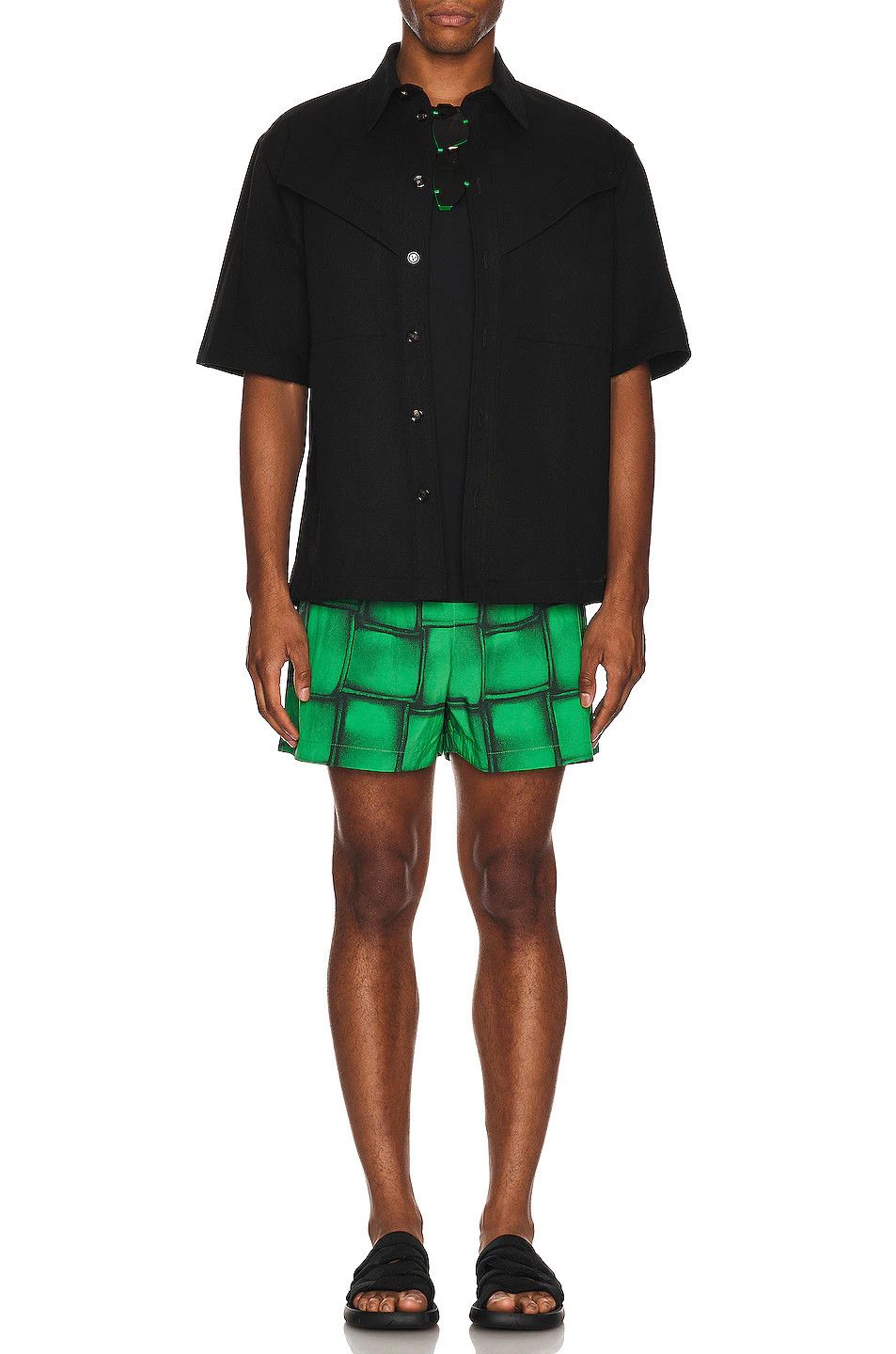 Bottega Veneta o1w1db10724 Swim Shorts in Parakeet & Black Size US 32 / EU 48 - 4 Thumbnail