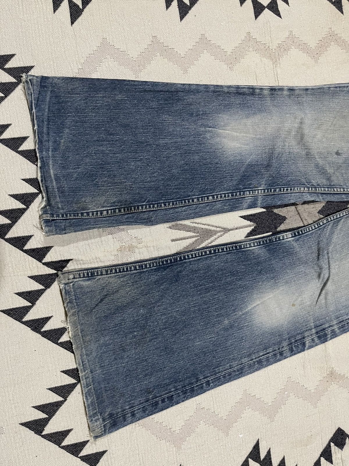 Levi's Vintage Clothing 2000s LEVIS REDLOOP JAPAN DISTRESSED FLARE JEANS RARE Size 28" / US 6 / IT 42 - 3 Thumbnail