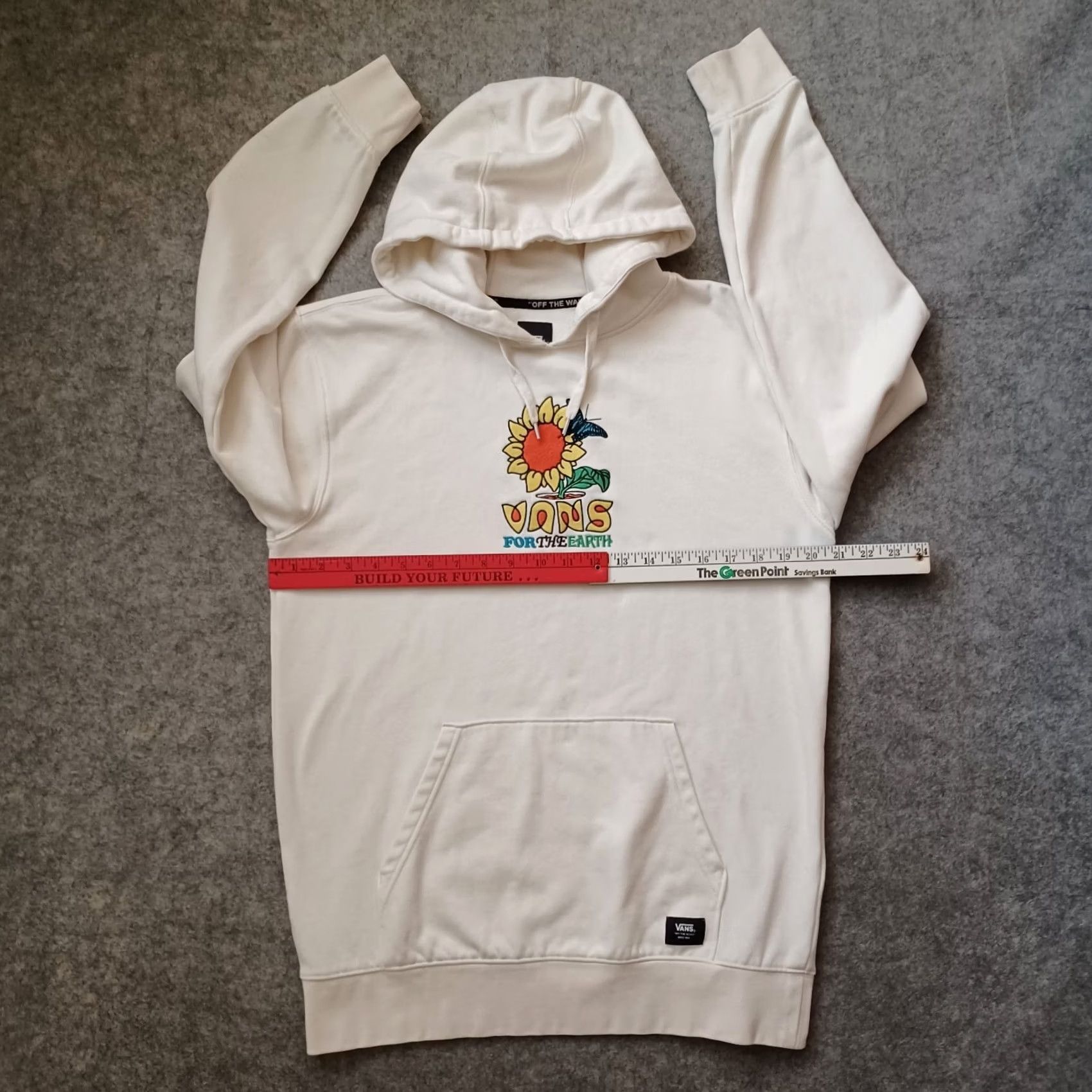 Vans VANS Mens Hoodie M Ivory Pullover Kangaroo Pocket Embroidered Logo For The Earth Zipper Pocket Size US M / EU 48-50 / 2 - 4 Thumbnail