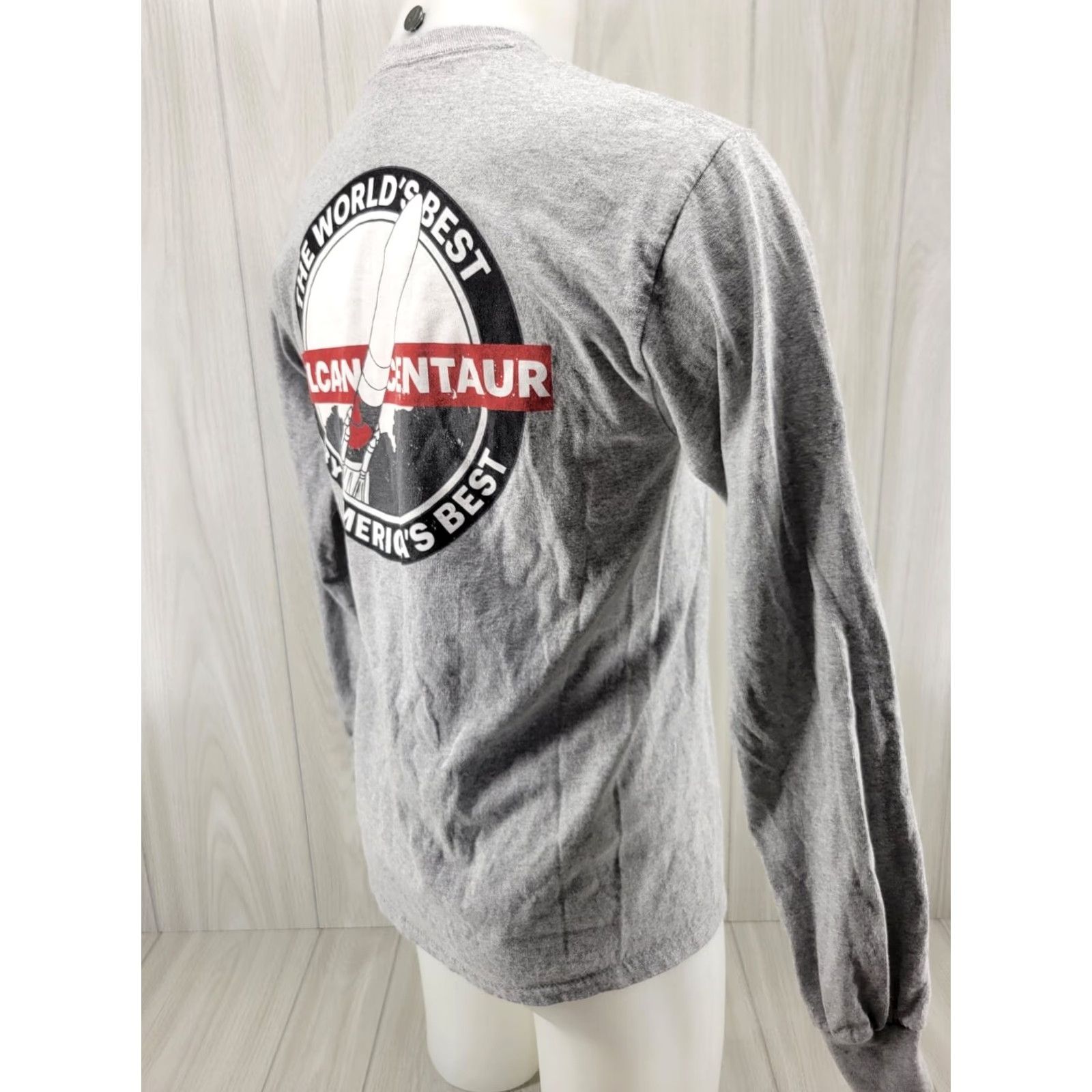 Gildan VINTAGE United Launch Alliance ULA Vulcan Centaur Long Sleeve Shirt Men’s M Gray Size US M / EU 48-50 / 2 - 7 Thumbnail