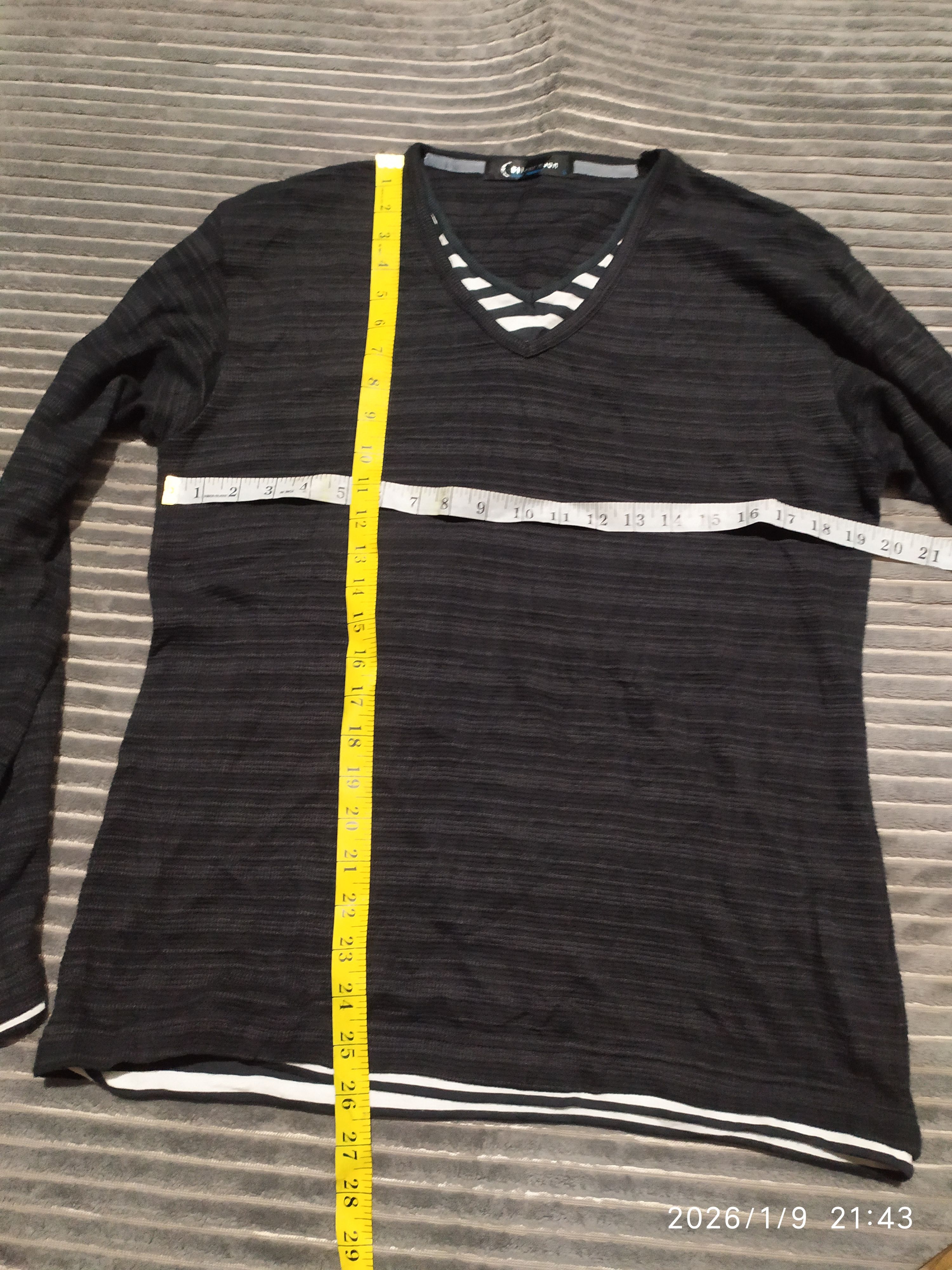 If Six Was Nine 2000s Silver moon Dauble Layer long sleeve L.G.B style Size US L / EU 52-54 / 3 - 4 Thumbnail