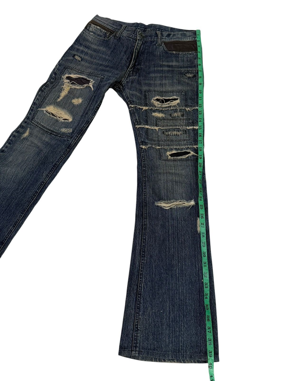 Le Grande Bleu (L.G.B.) Flared Jeans Rupert Difference Distressed Rare Design Denim Size US 30 / EU 46 - 14 Thumbnail