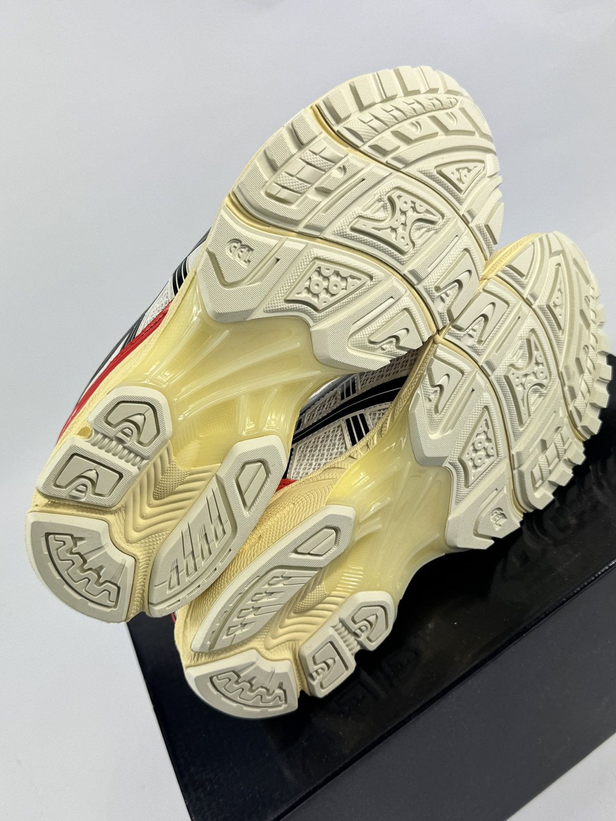 Asics x SENNA MCLAREN GEL KAYANO 14 Size US 8 / EU 41 - 5 Thumbnail