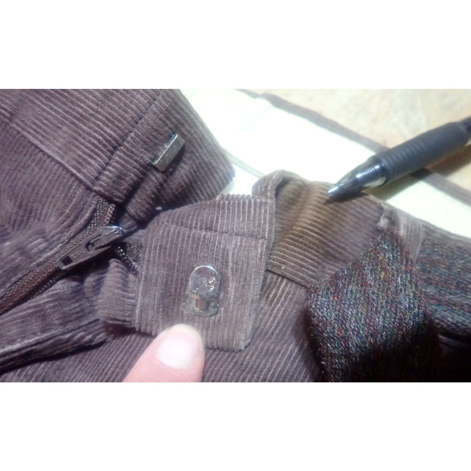Levi's VINTAGE Levi's 70s Classic Brown Corduroy Jeans 32x30 Disco Style Mens Size US 32 / EU 48 - 5 Thumbnail