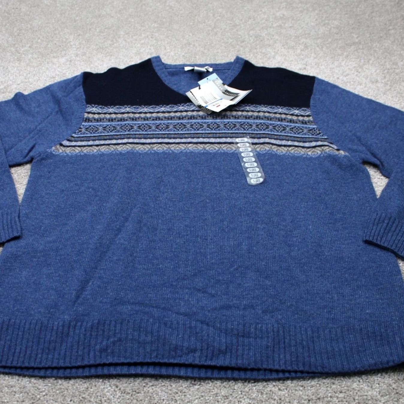 Geoffrey Beene Geoffrey Beene Sweater Mens XL Blue Geometric Lambswool V-Neck Pullover NWT Regular Knit Long Sleeve Geometric Pattern Wool Size US XL / EU 56 / 4 - 2 Thumbnail