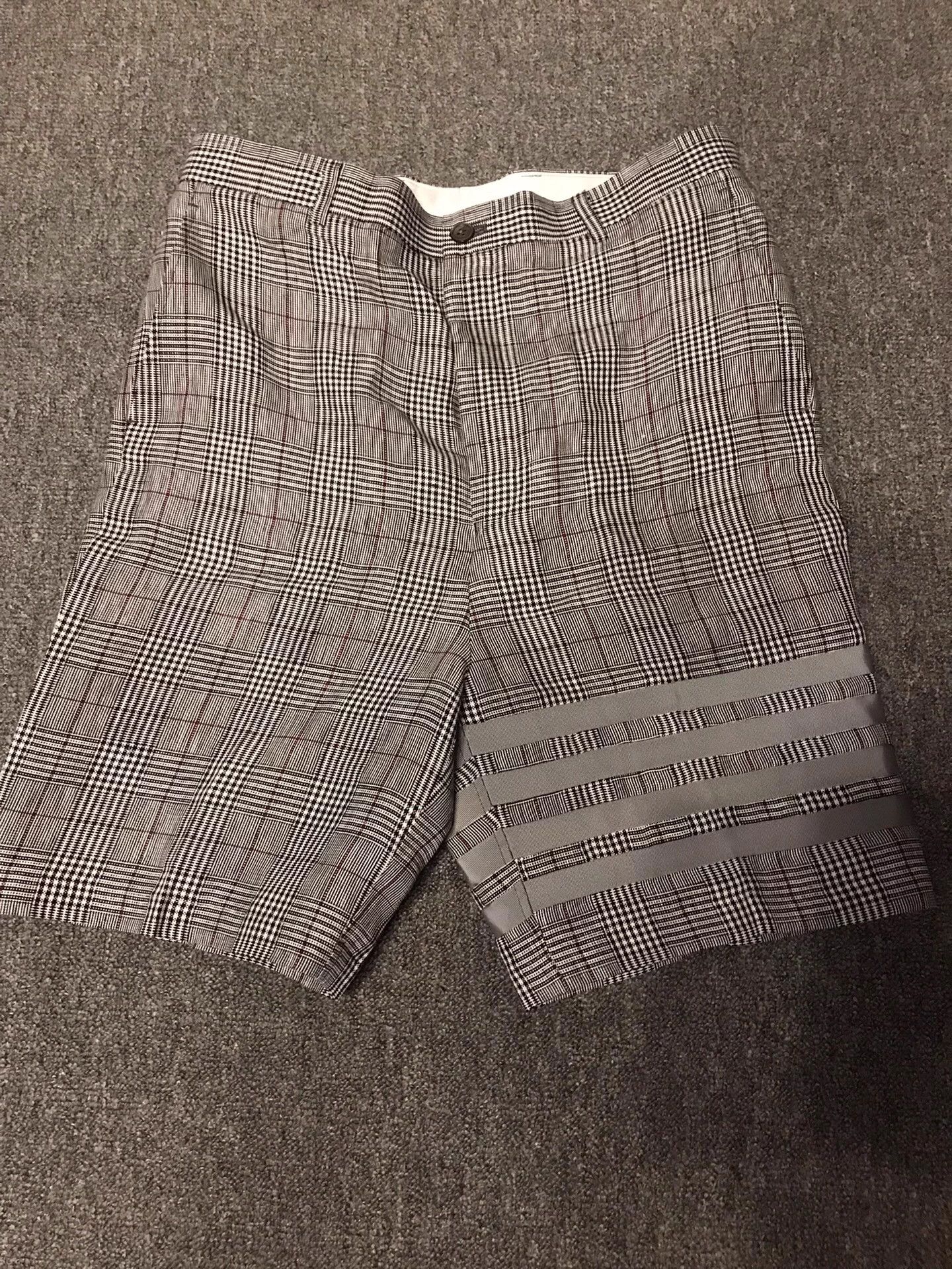 Thom Browne TB New Linen Short 2 Gray Plaid 4-Bar Size US 30 / EU 46 - 1 Thumbnail