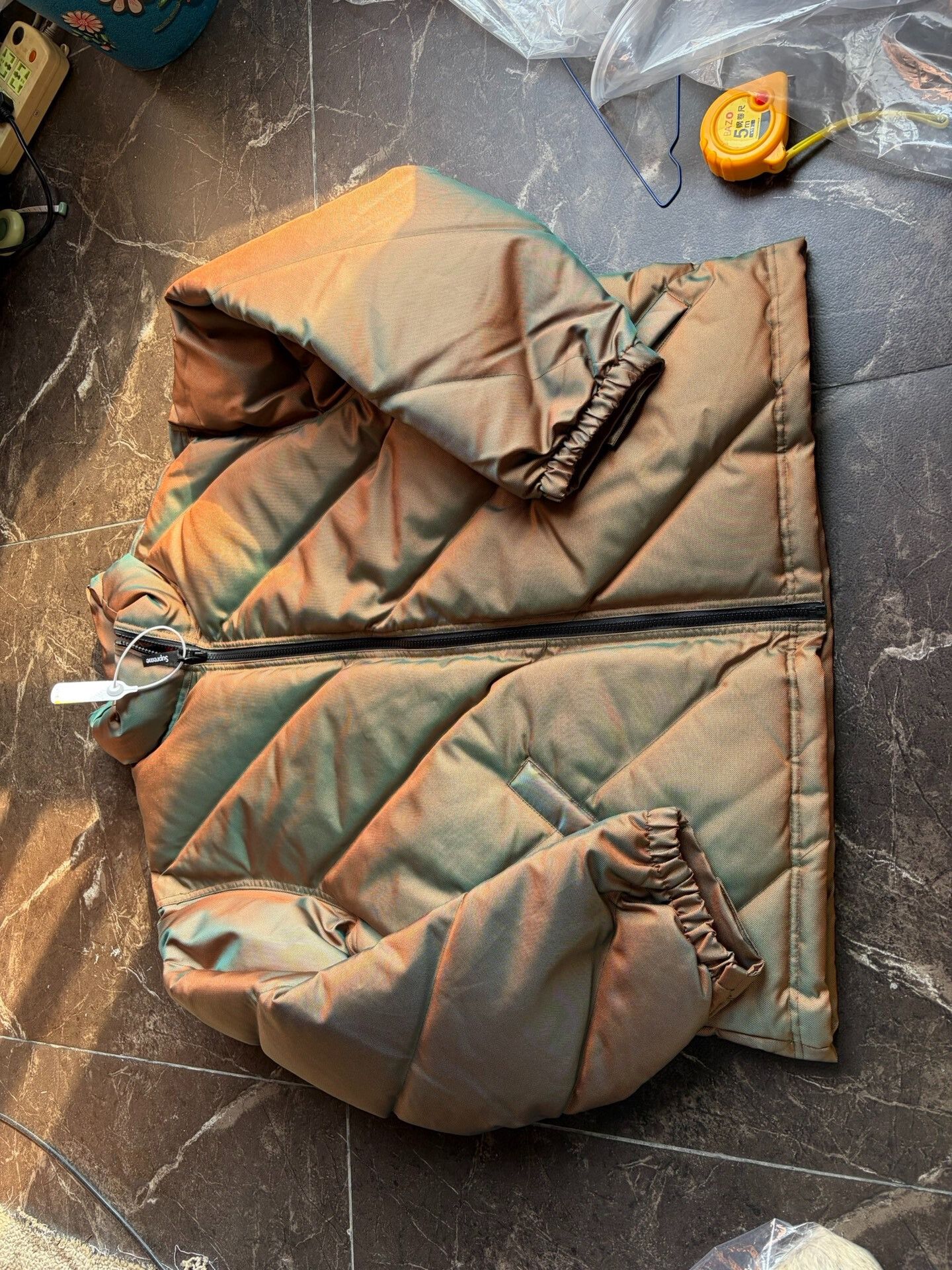Supreme Supreme FW19 Iridescent Puffy Jacket Size US L / EU 52-54 / 3 - 1 Thumbnail