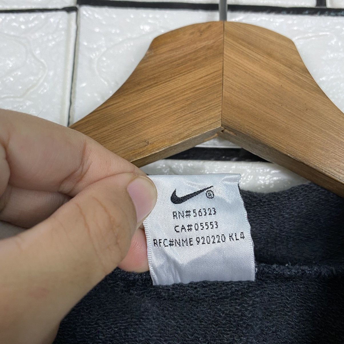 Nike Vintage Hoodie Jumper Pull Over Nike Small Pony Size US M / EU 48-50 / 2 - 17 Thumbnail