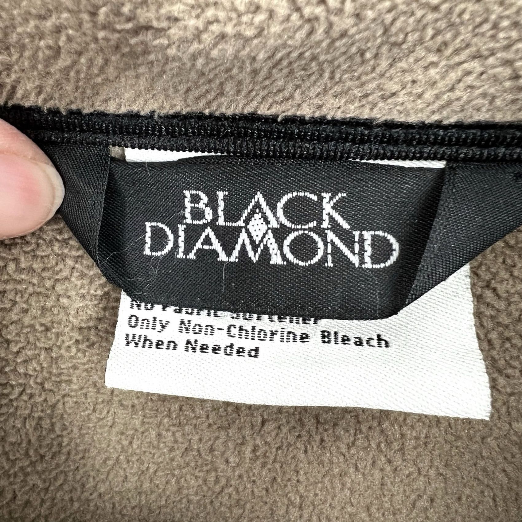 Black Diamond VINTAGE Black Diamond Mens Jacket L Beige Green Softshell Full Zip Pockets Outdoors Size US L / EU 52-54 / 3 - 6 Thumbnail