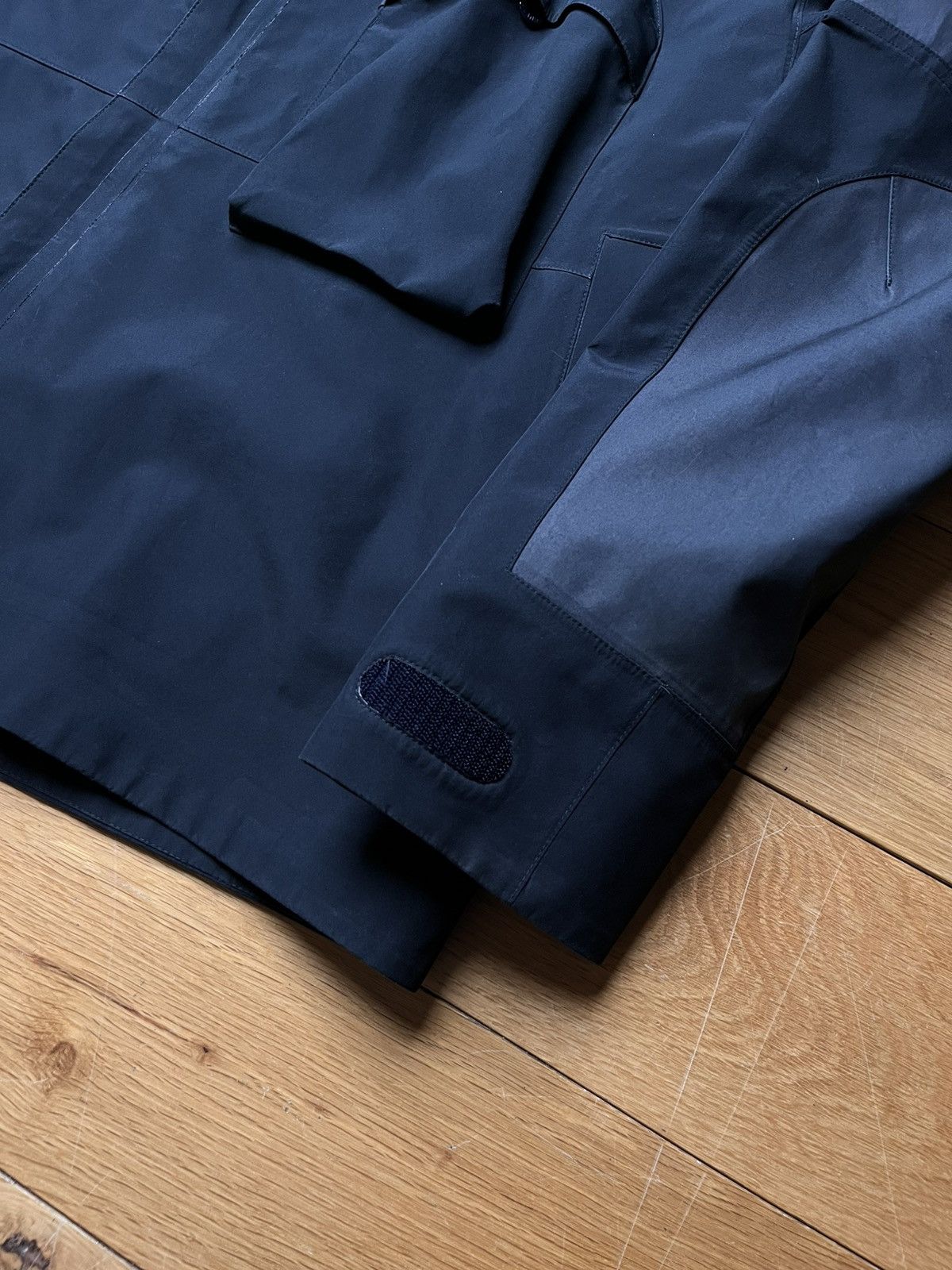Stone Island Stone Island Tank Shield Ghost Piece Jacket – Blue Navy Size US L / EU 52-54 / 3 - 3 Thumbnail