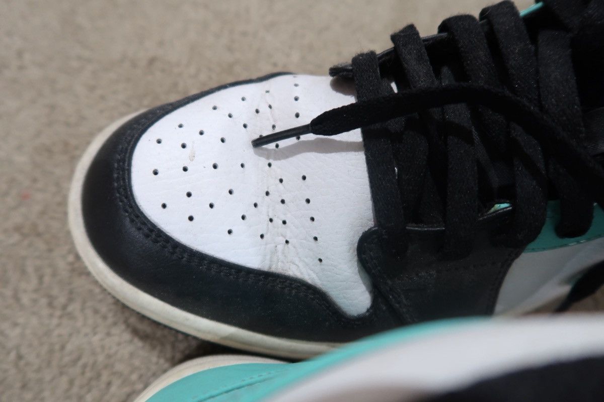 Nike nike jordan 1 mid ‘tropical twist igloo’ men’s sneakers Size US 10.5 / EU 43-44 - 4 Thumbnail