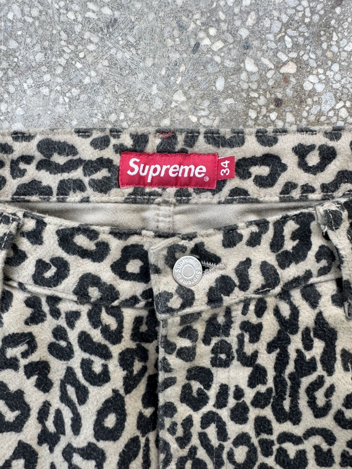 Supreme FW22 KINDERMANN GMBH COTTON MOLESKIN DOUBLE KNEE LEOPARD Size US 34 / EU 50 - 10 Thumbnail