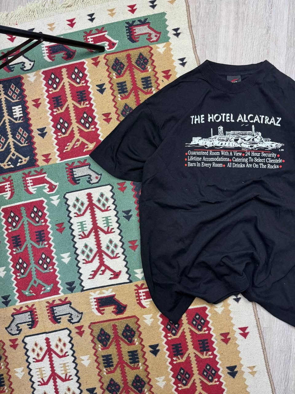 Japanese Brand × Vintage Vintage The Hotel Alcatraz Y2K Tee T shirt Size US XL / EU 56 / 4 - 2 Thumbnail