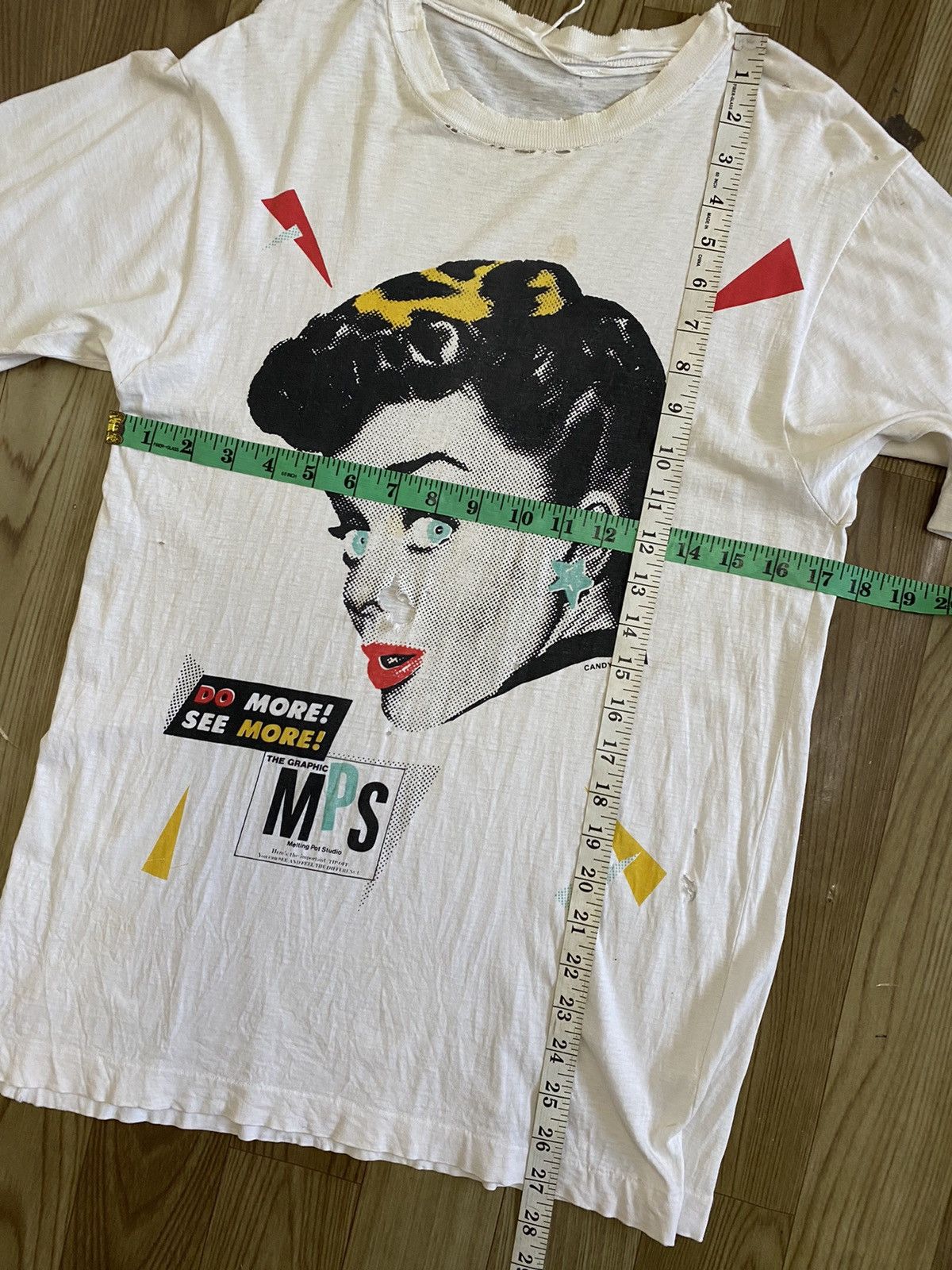 Vintage Vintage Candy Clark Distressed Tee Size US M / EU 48-50 / 2 - 7 Thumbnail
