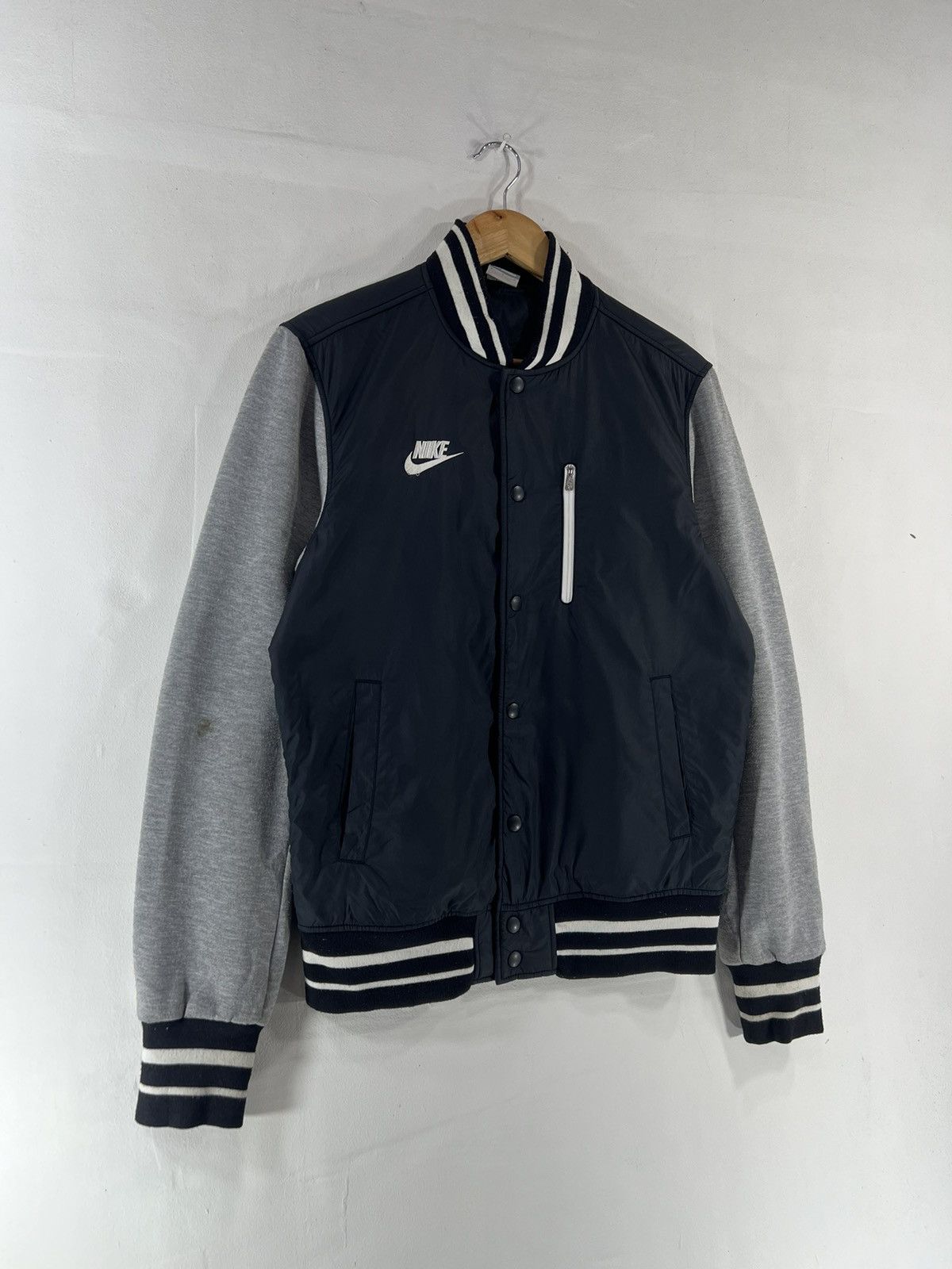 Nike Nike Varsity Bomber Jacket Size US M / EU 48-50 / 2 - 7 Thumbnail