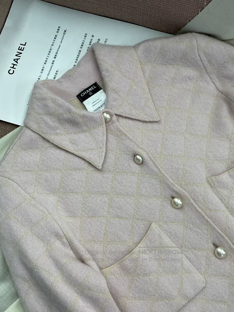 Chanel Chanel Cherry blossom pink diamond checkered plush small c Size XS / US 0-2 / IT 36-38 - 2 Thumbnail