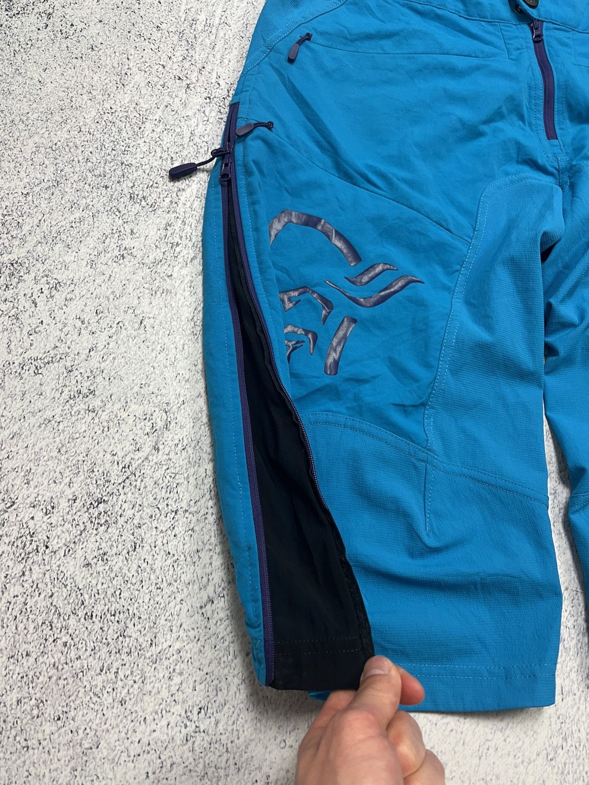 Norrona Rare Norrona Fjora Waterproof Multi Pocket Pro Shorts Size US 34 / EU 50 - 5 Thumbnail