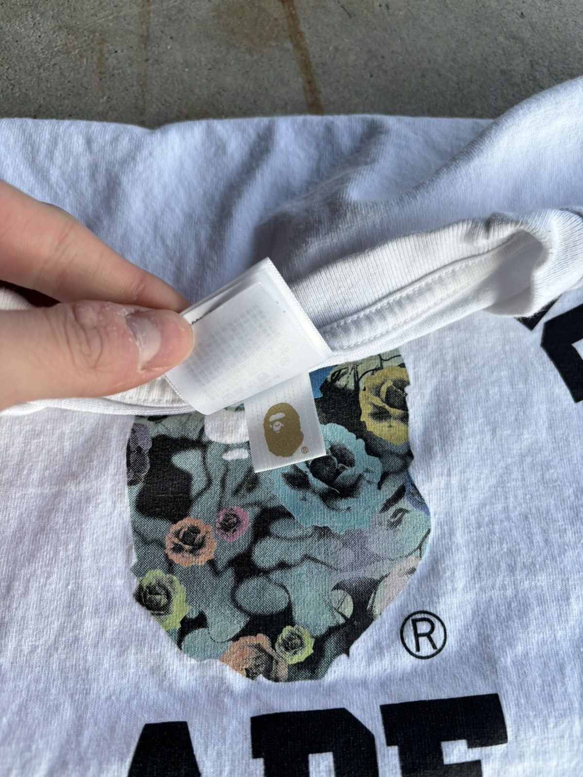 Bape Crazy Bape Floral Logo Boxy White Essential Logo Tee Size US L / EU 52-54 / 3 - 6 Thumbnail