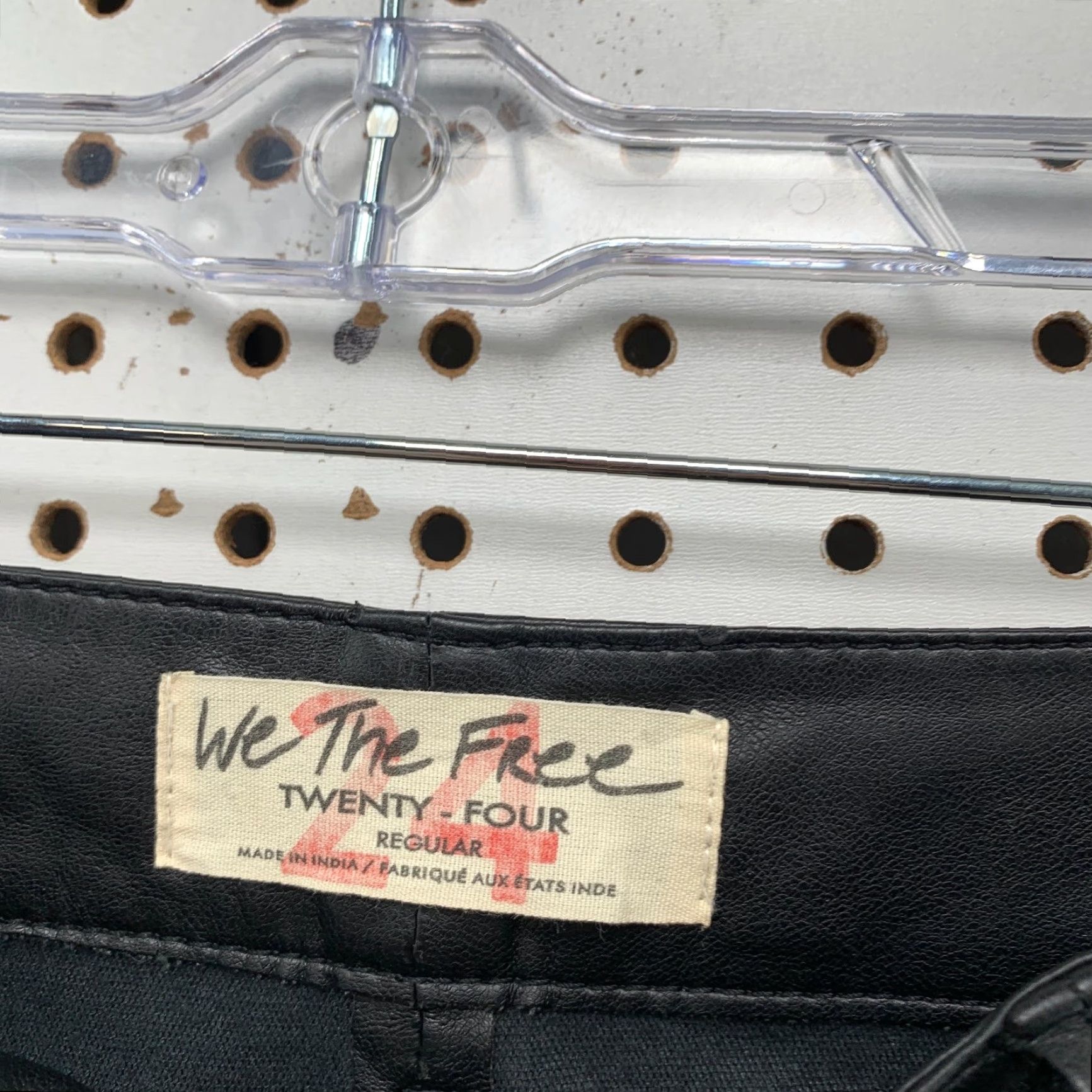Free People We The Free People Faux Leather Pants Women 24 Black Regular 27x26 Rockabilly Pants Women 24 Black Regular 27x26 Rockabilly Size 42" / US 20 - 4 Thumbnail