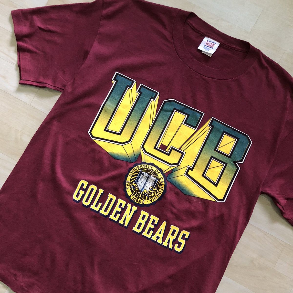 NCAA × Vintage Vintage UCB University of California UCLA Golden Bears tee Size US L / EU 52-54 / 3 - 2 Thumbnail