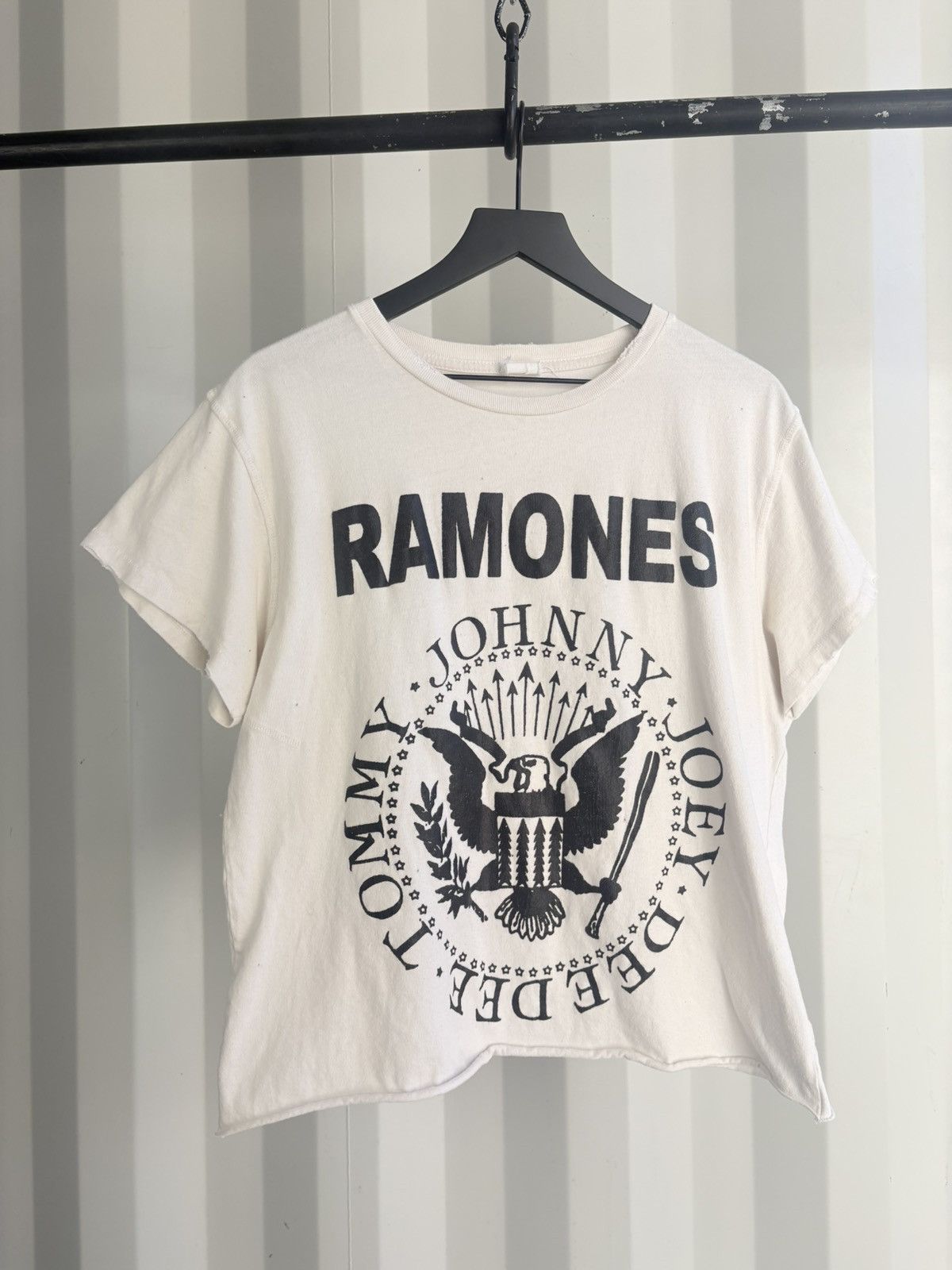 Band Tees Thrashed Madeworn Ramones Sun Faded Distressed Shirt GRUNGE Size US M / EU 48-50 / 2 - 1 Thumbnail