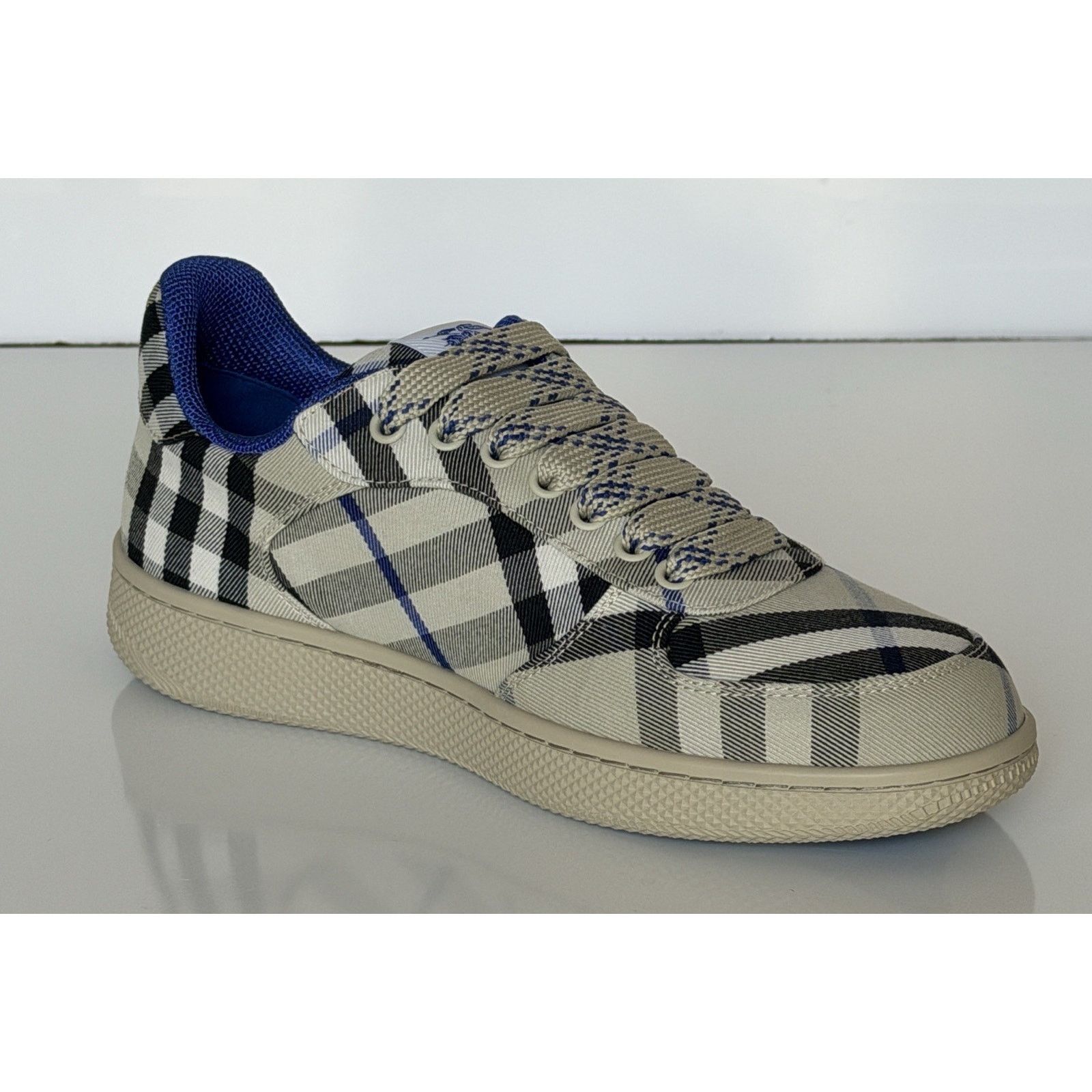 Burberry Burberry Women's Lichen IP Check Sneakers 9 US 8095373 Size US 9 / IT 39 - 7 Thumbnail